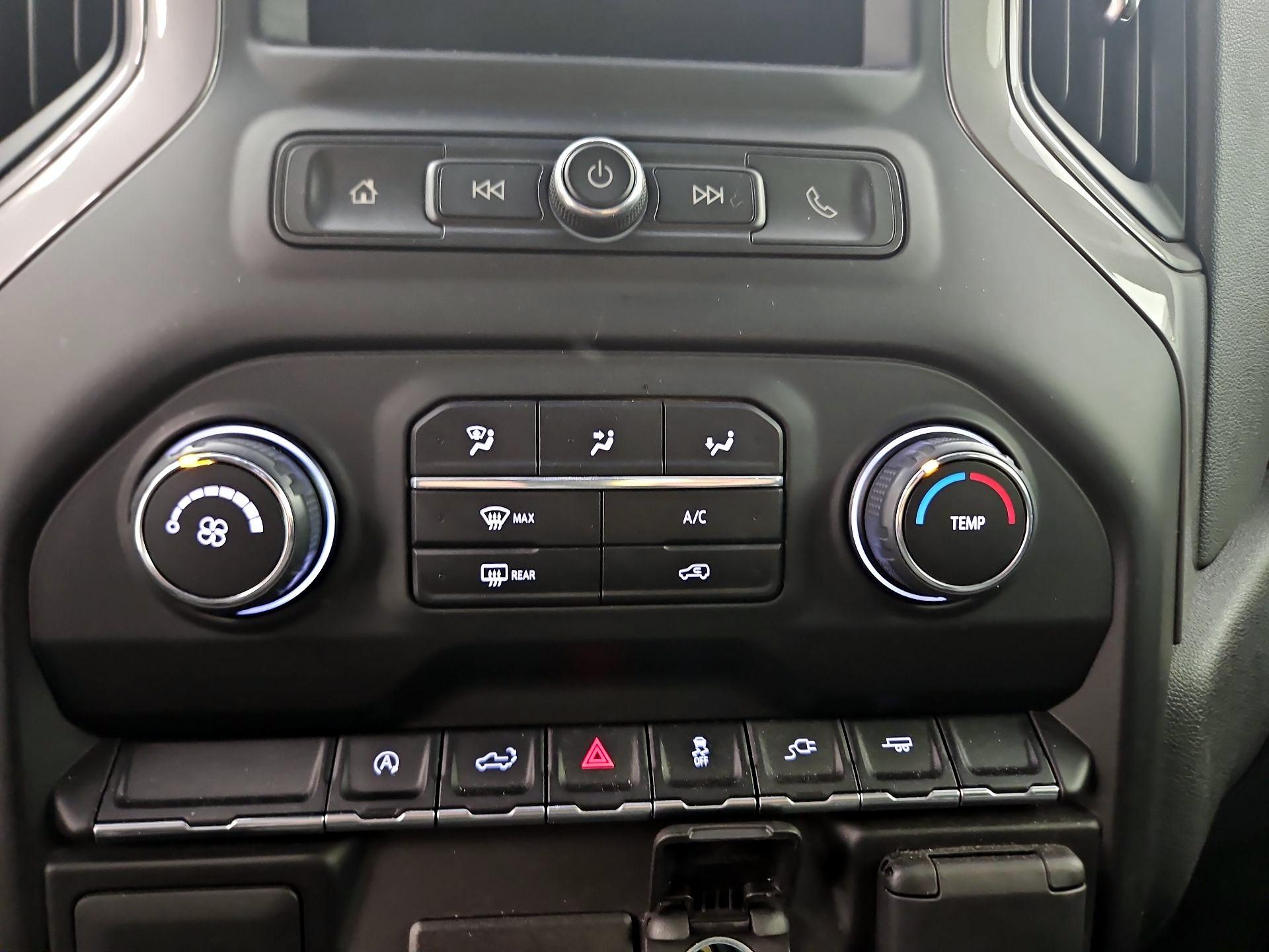 Thumbnail: 2021 Chevrolet Silverado 1500 - 14