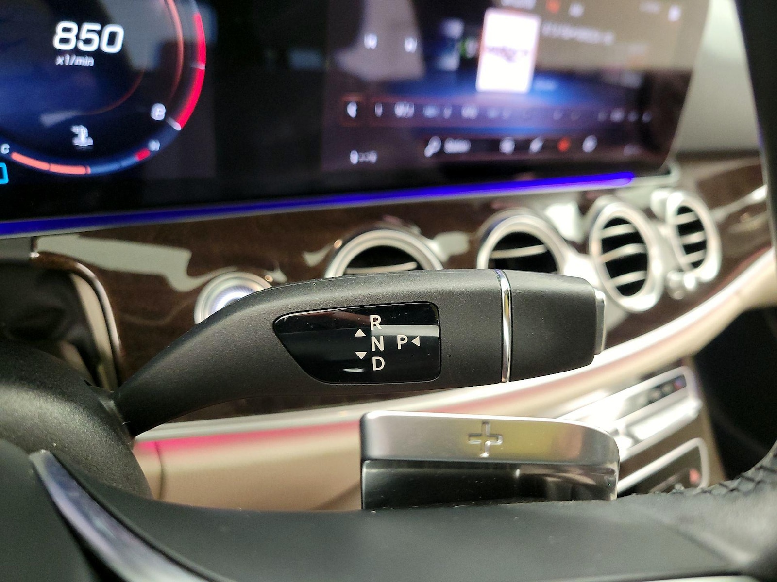 2021 Mercedes-Benz E-Class 19