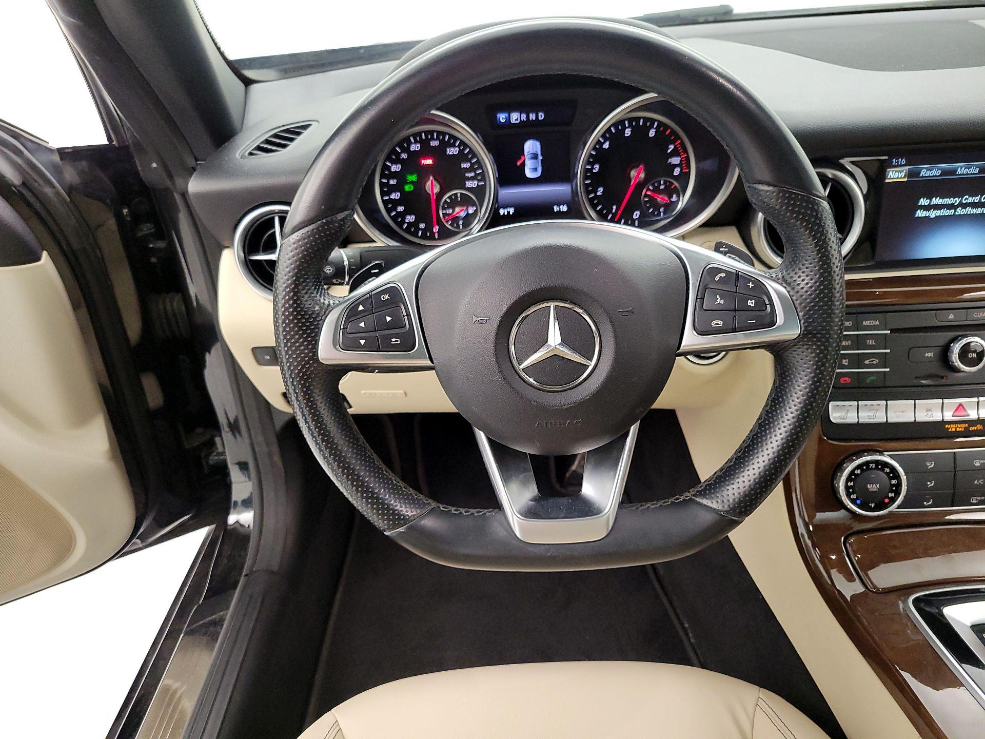 Thumbnail: 2018 Mercedes-Benz SLC - 10