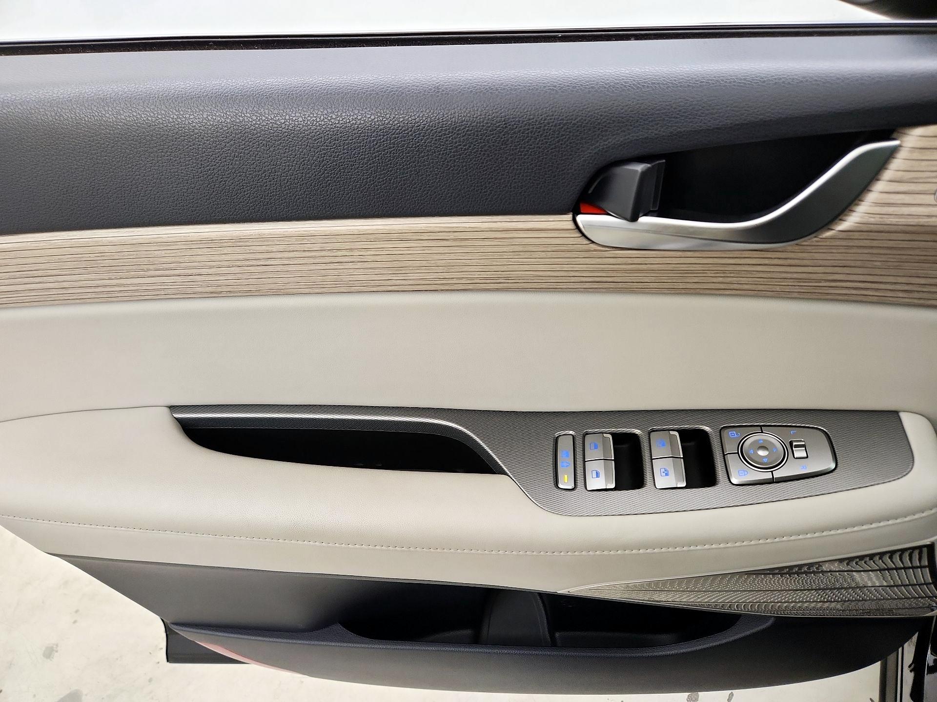 Thumbnail: 2021 Hyundai Palisade - 12
