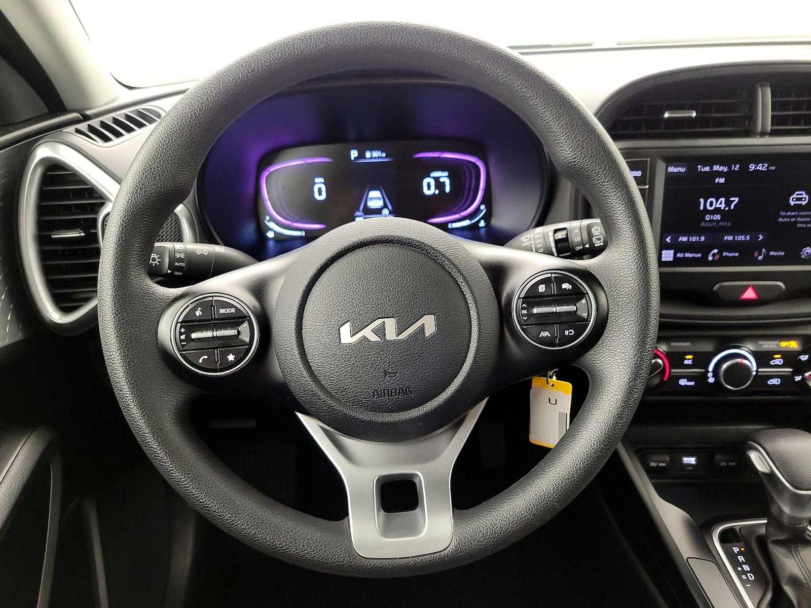 2025 Kia Soul LX - Photo 11