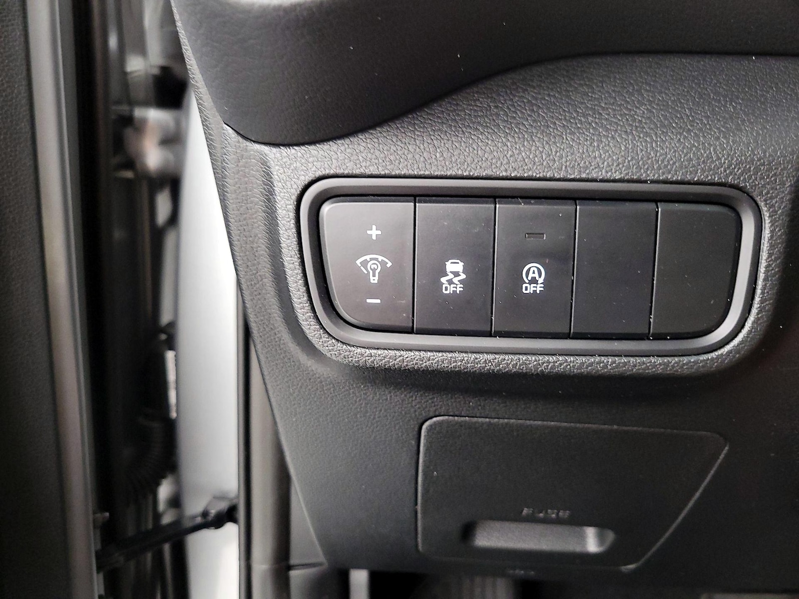 2025 Kia Soul LX - Photo 14