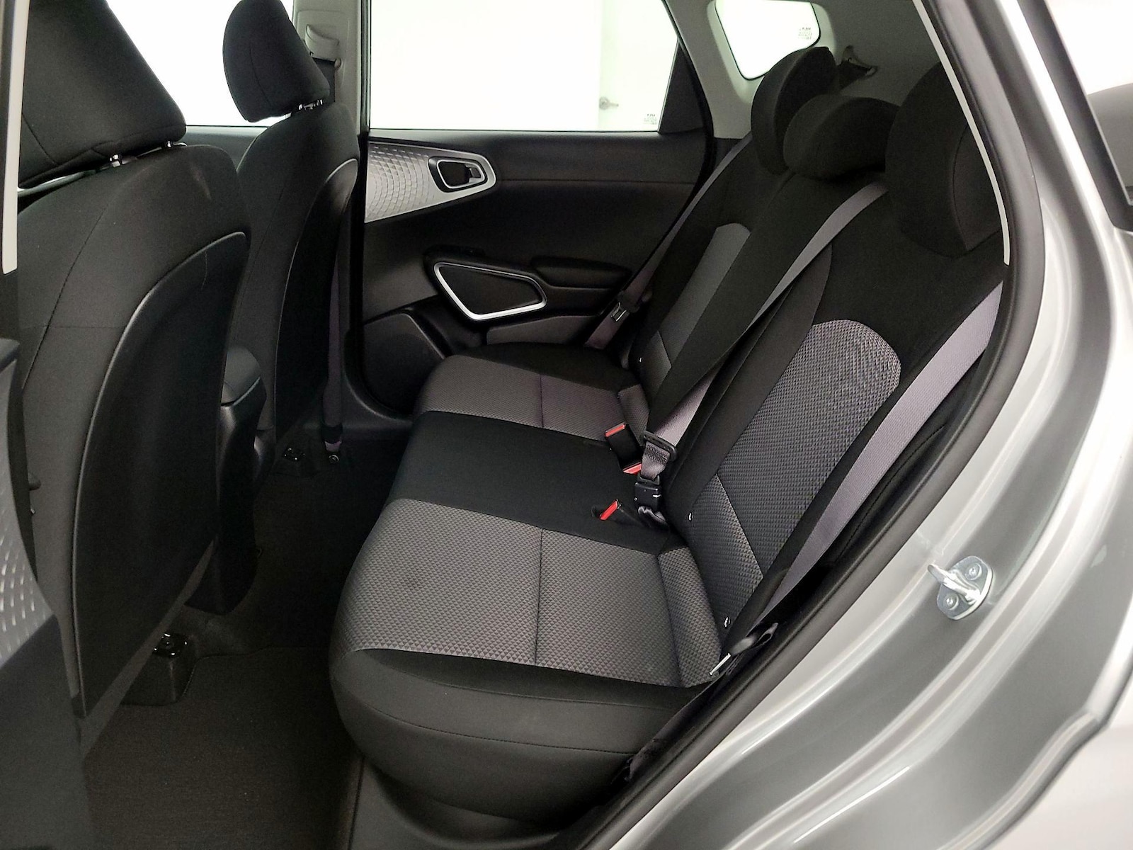 2025 Kia Soul LX - Photo 20