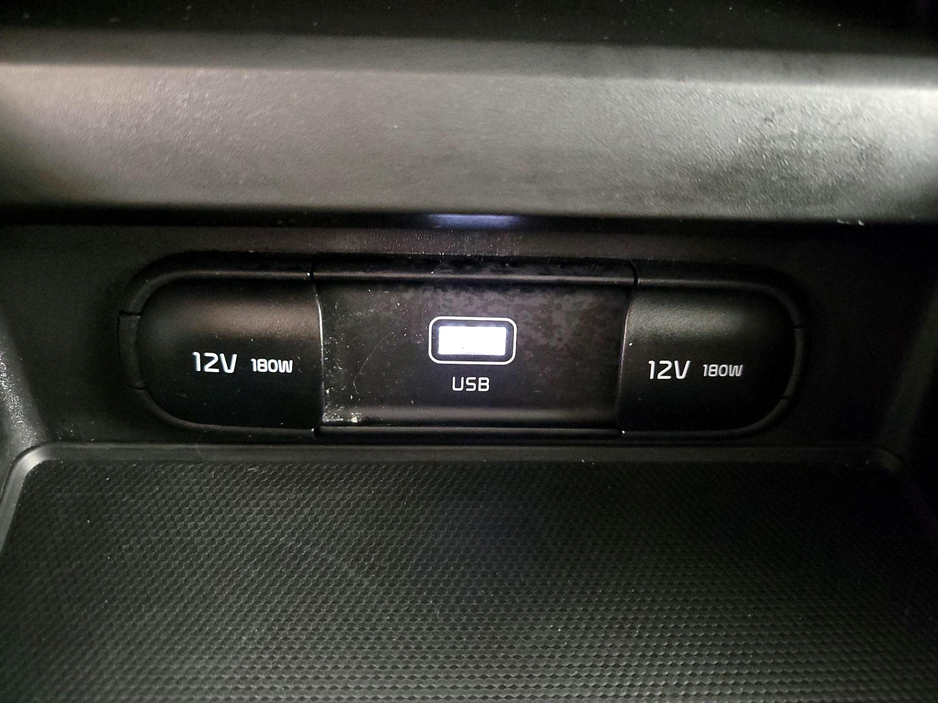 Thumbnail: 2025 Kia Soul - 18