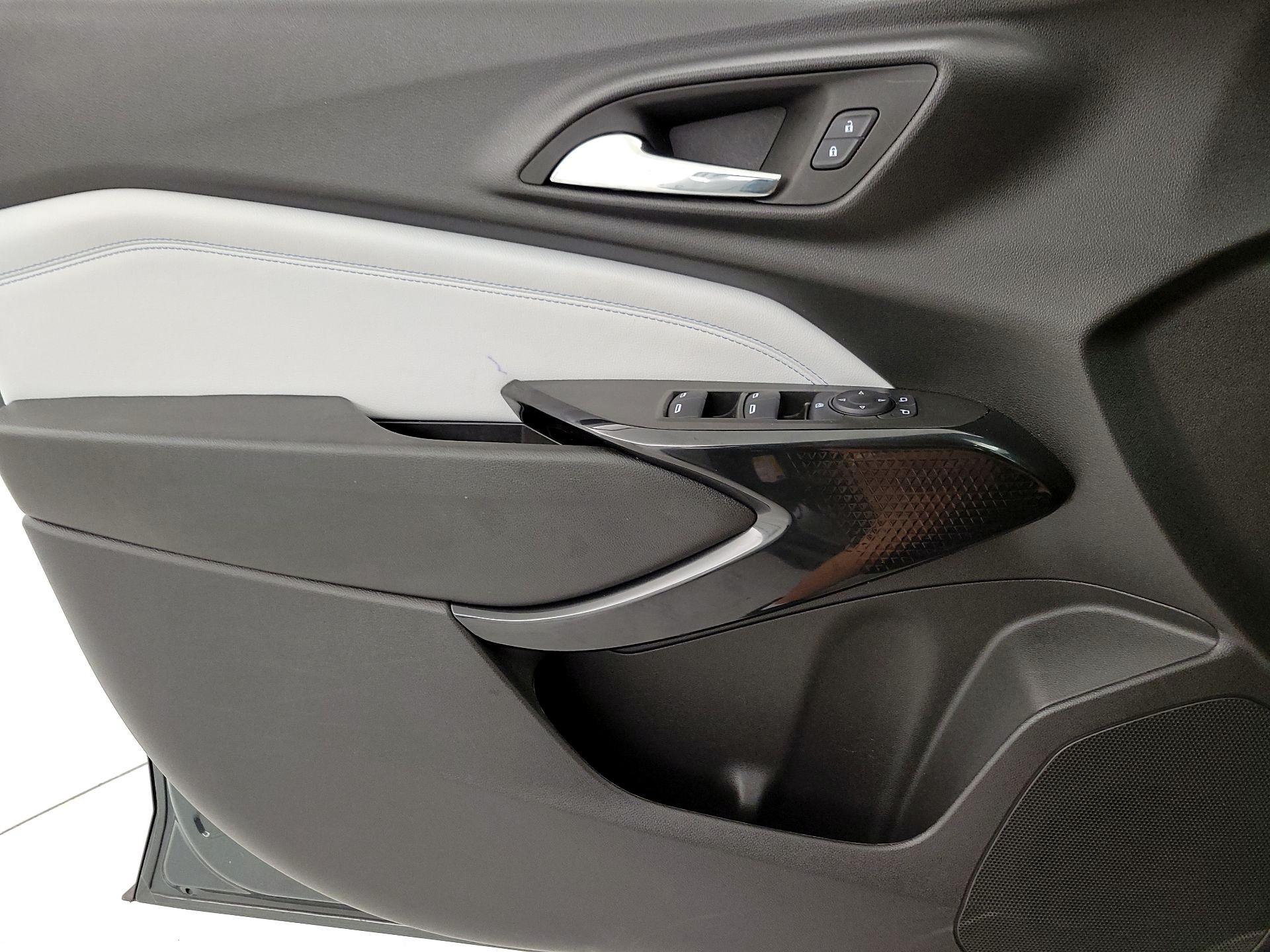 Thumbnail: 2025 Chevrolet Trax - 12