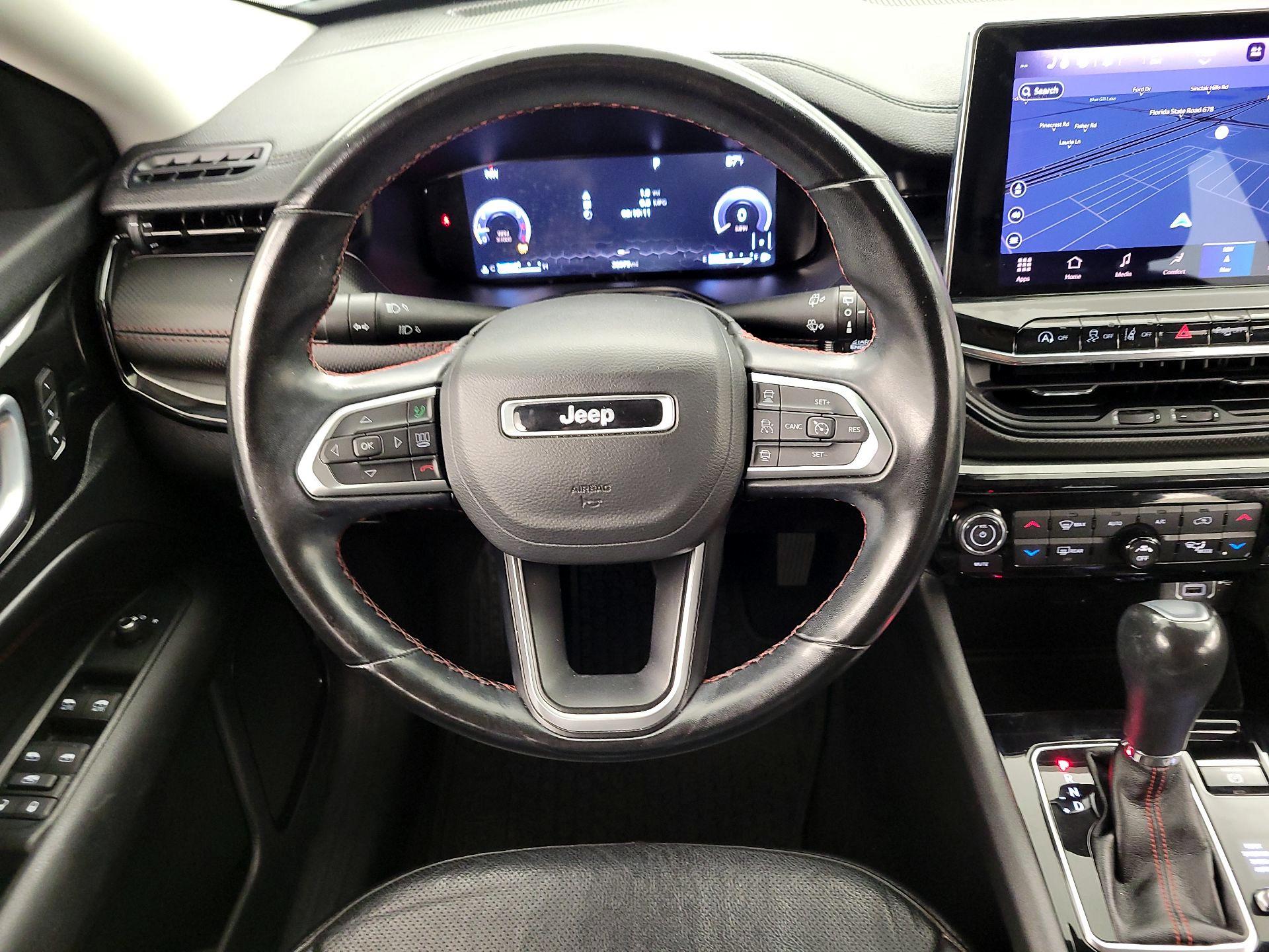 Thumbnail: 2022 Jeep Compass - 10