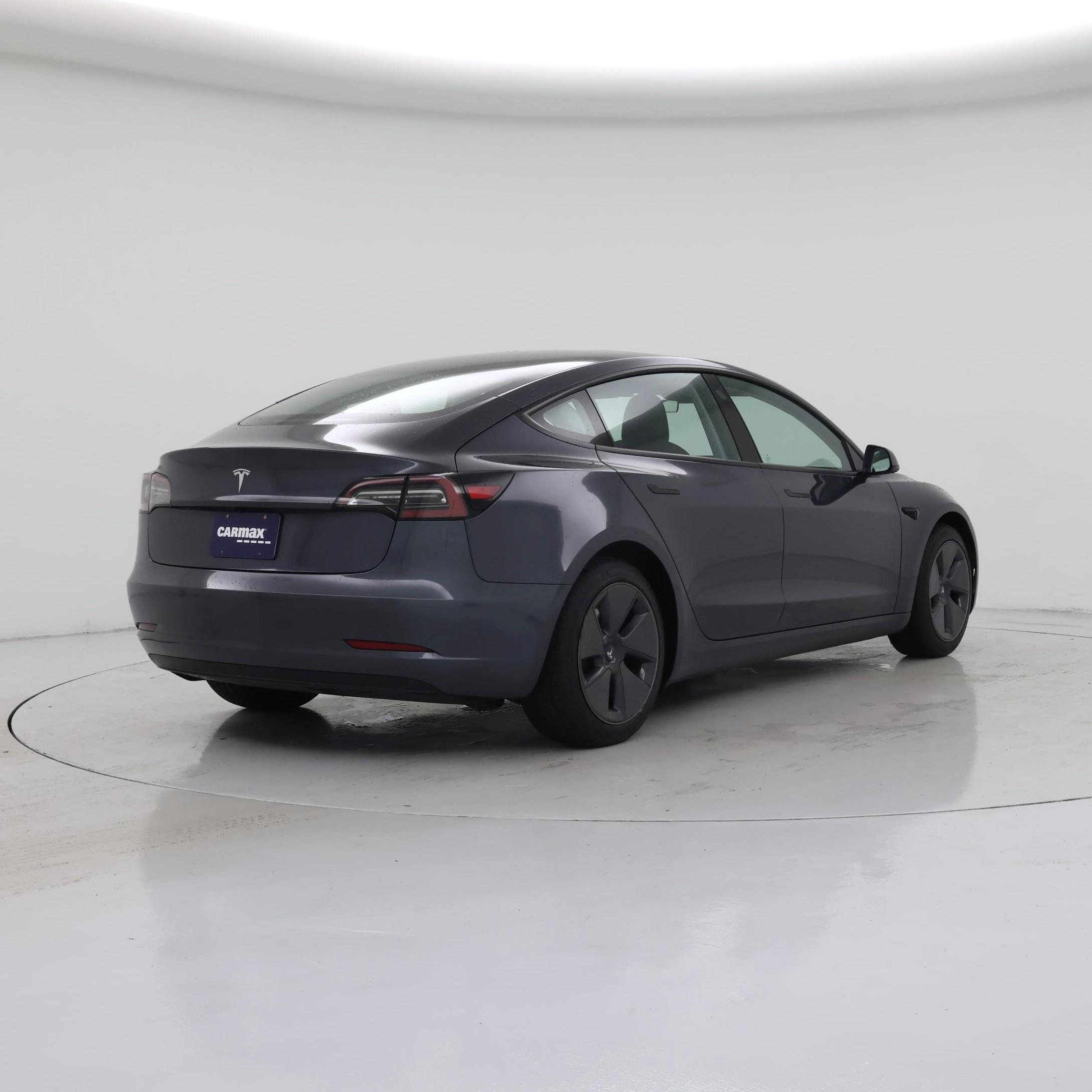 Thumbnail: 2023 Tesla Model 3 - 8