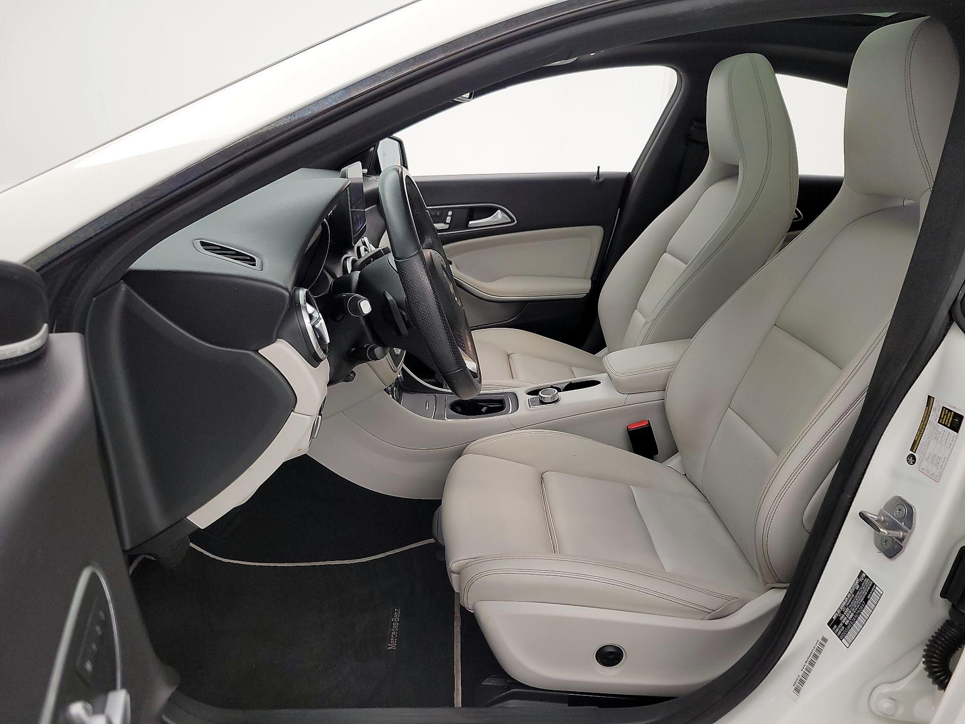 Thumbnail: 2019 Mercedes-Benz CLA - 11