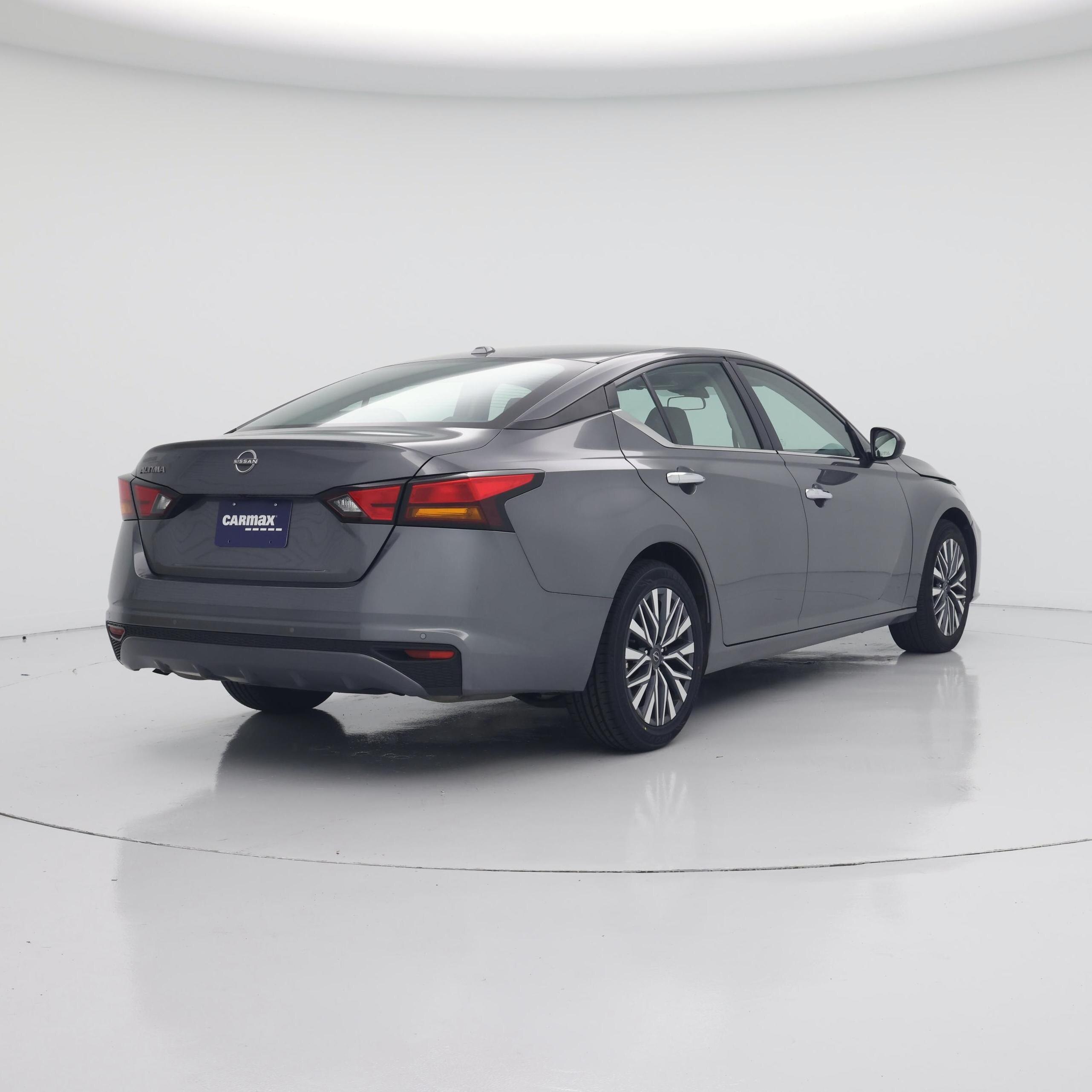 Thumbnail: 2025 Nissan Altima - 8