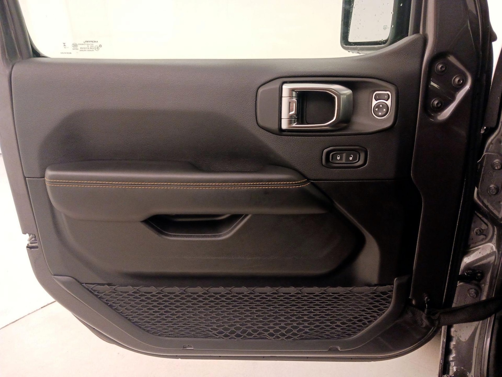 2025 Jeep Wrangler 4-Door Sahara - Photo 13