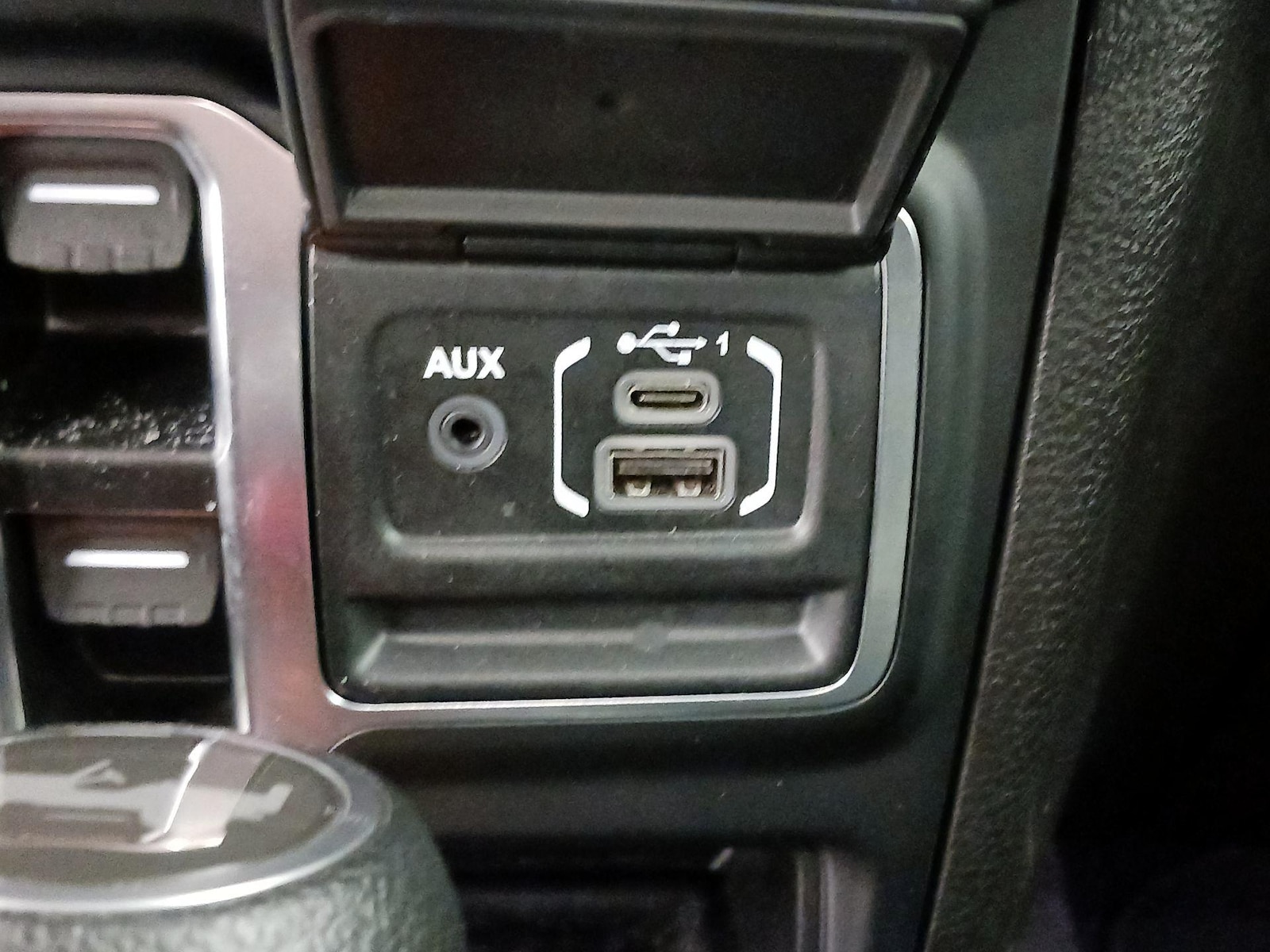 2025 Jeep Wrangler 4-Door Sahara - Photo 19