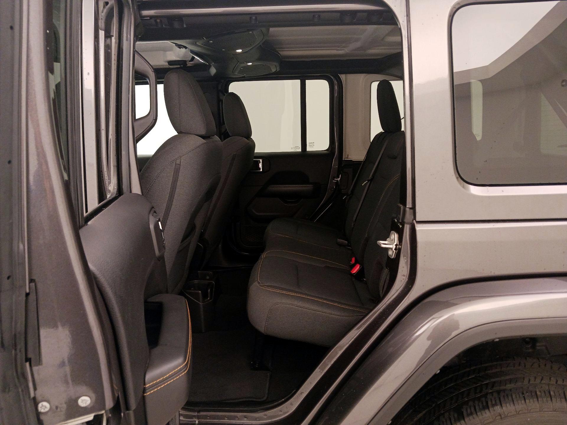 Thumbnail: 2025 Jeep Wrangler - 19
