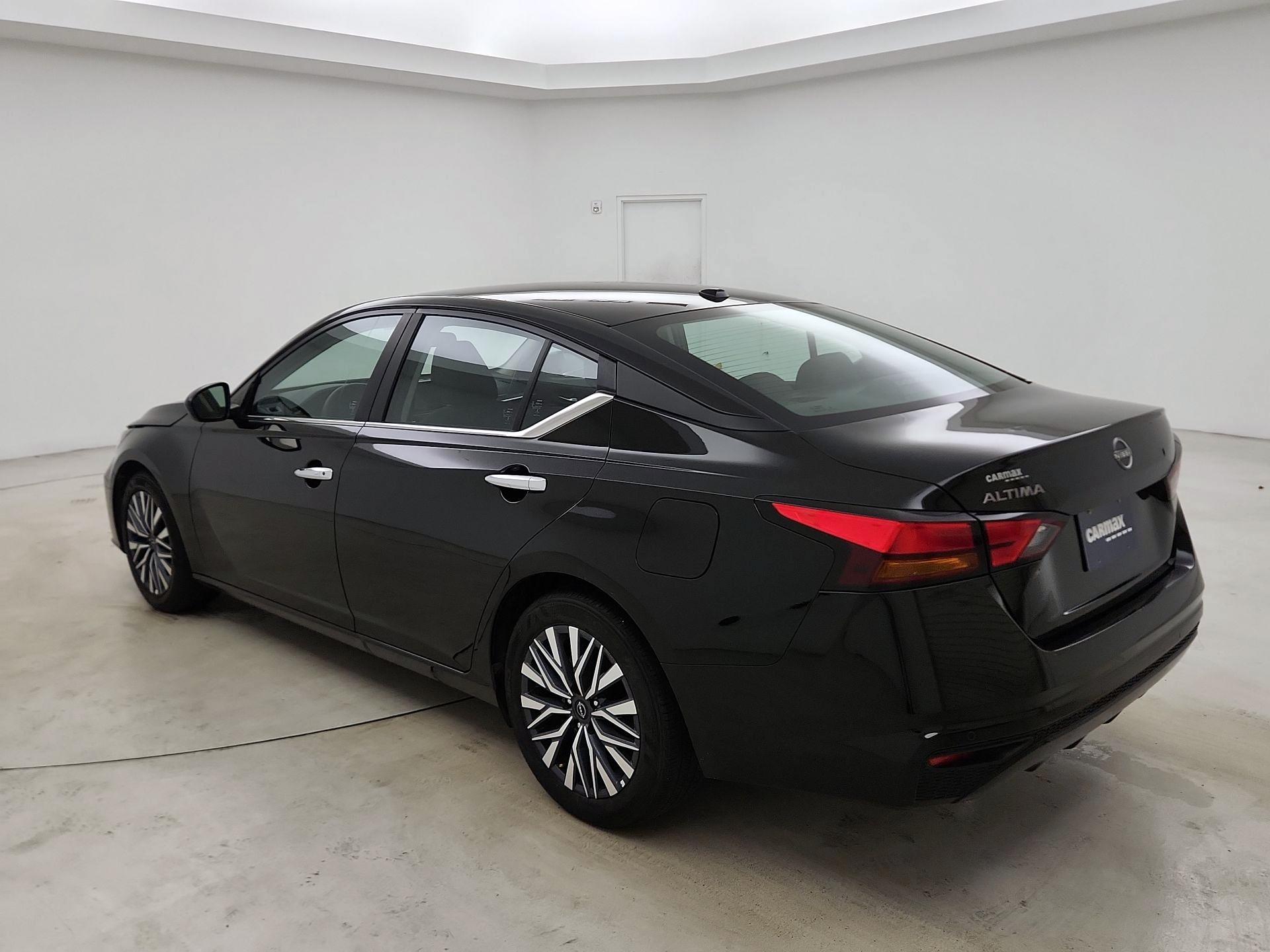 Thumbnail: 2025 Nissan Altima - 7