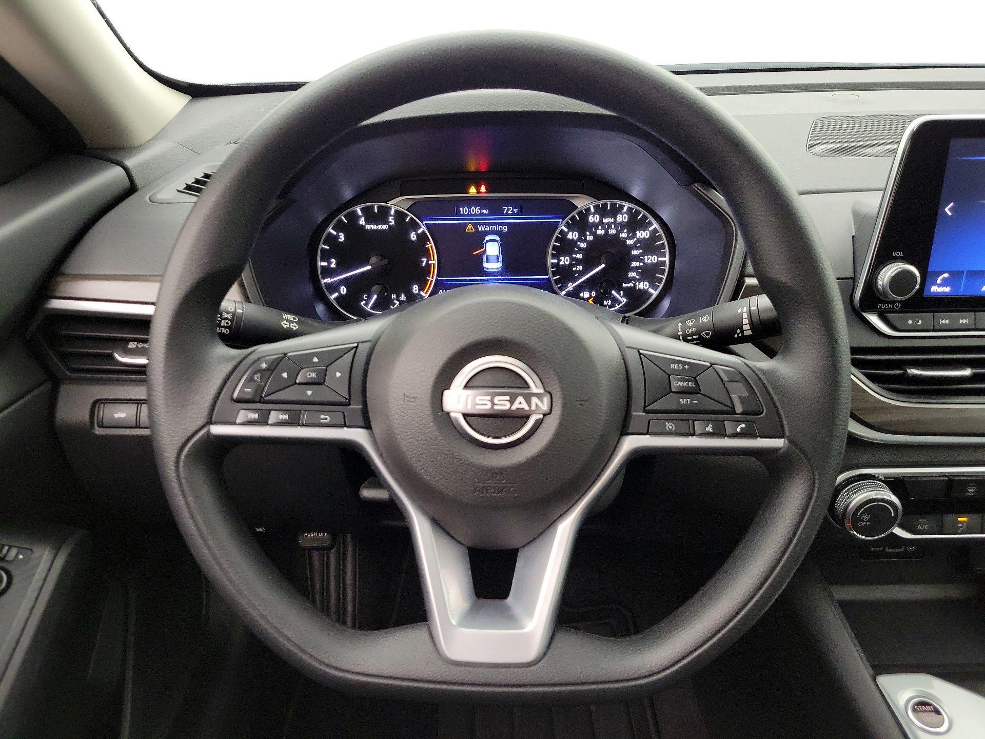 Thumbnail: 2025 Nissan Altima - 10