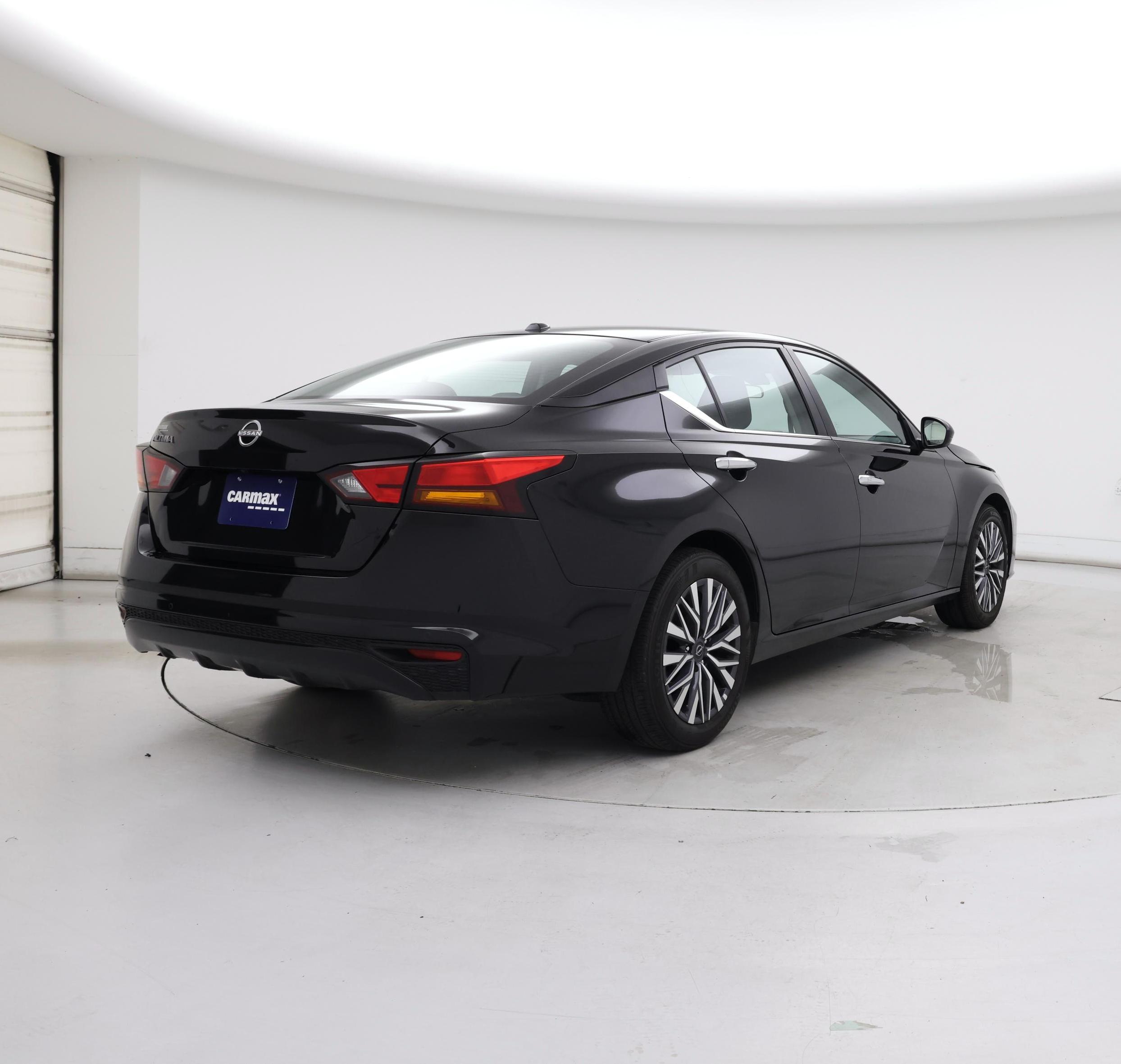Thumbnail: 2025 Nissan Altima - 8