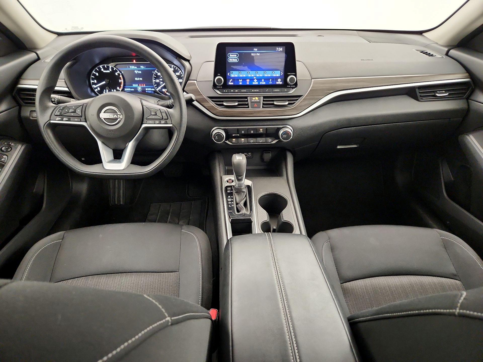 Thumbnail: 2025 Nissan Altima - 9