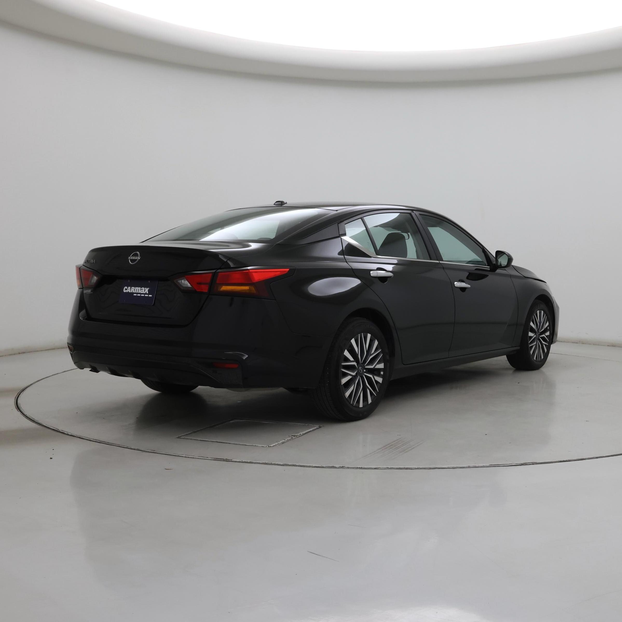 Thumbnail: 2025 Nissan Altima - 8