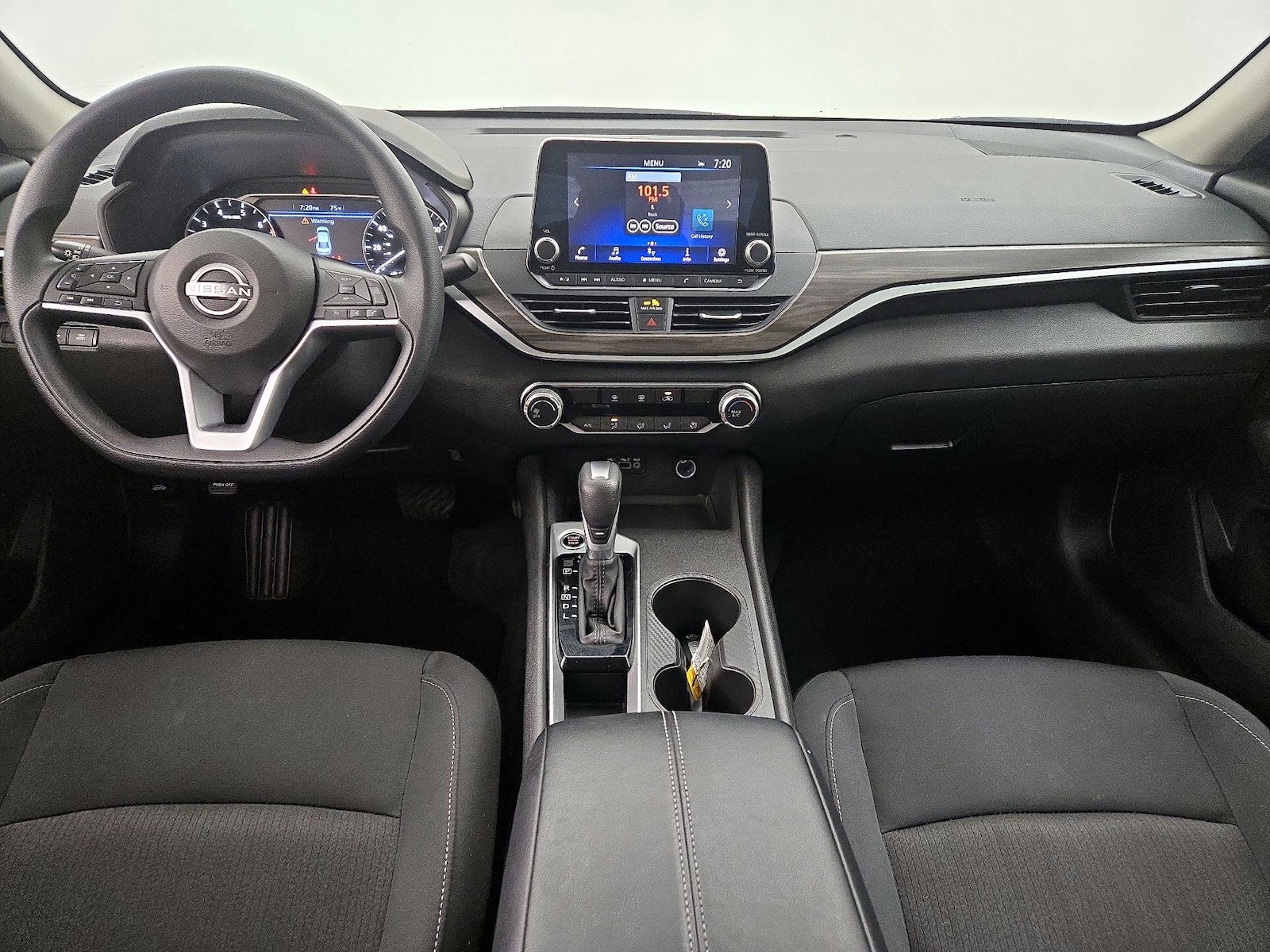2025 Nissan Altima SV - Photo 10