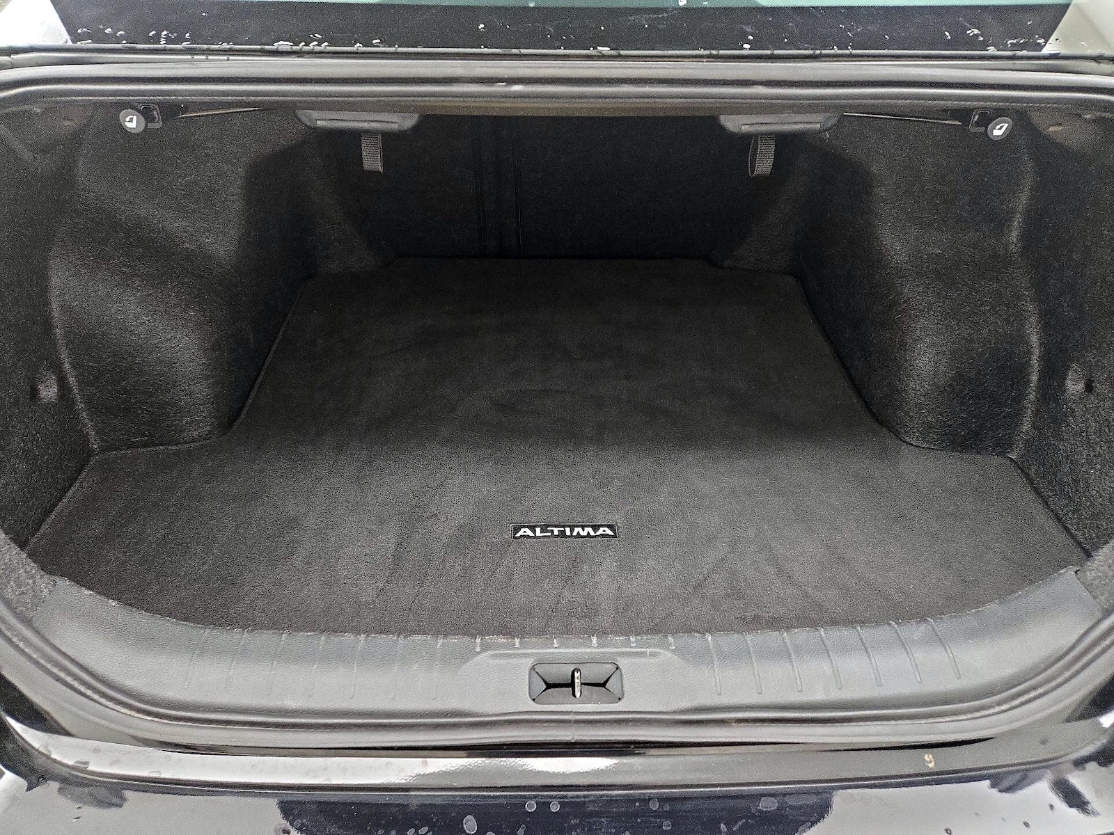 2025 Nissan Altima SV - Photo 21
