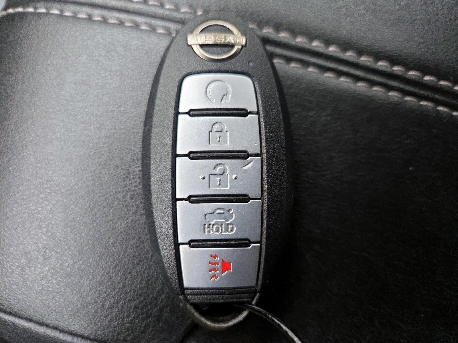 2025 Nissan Altima SV - Photo 24