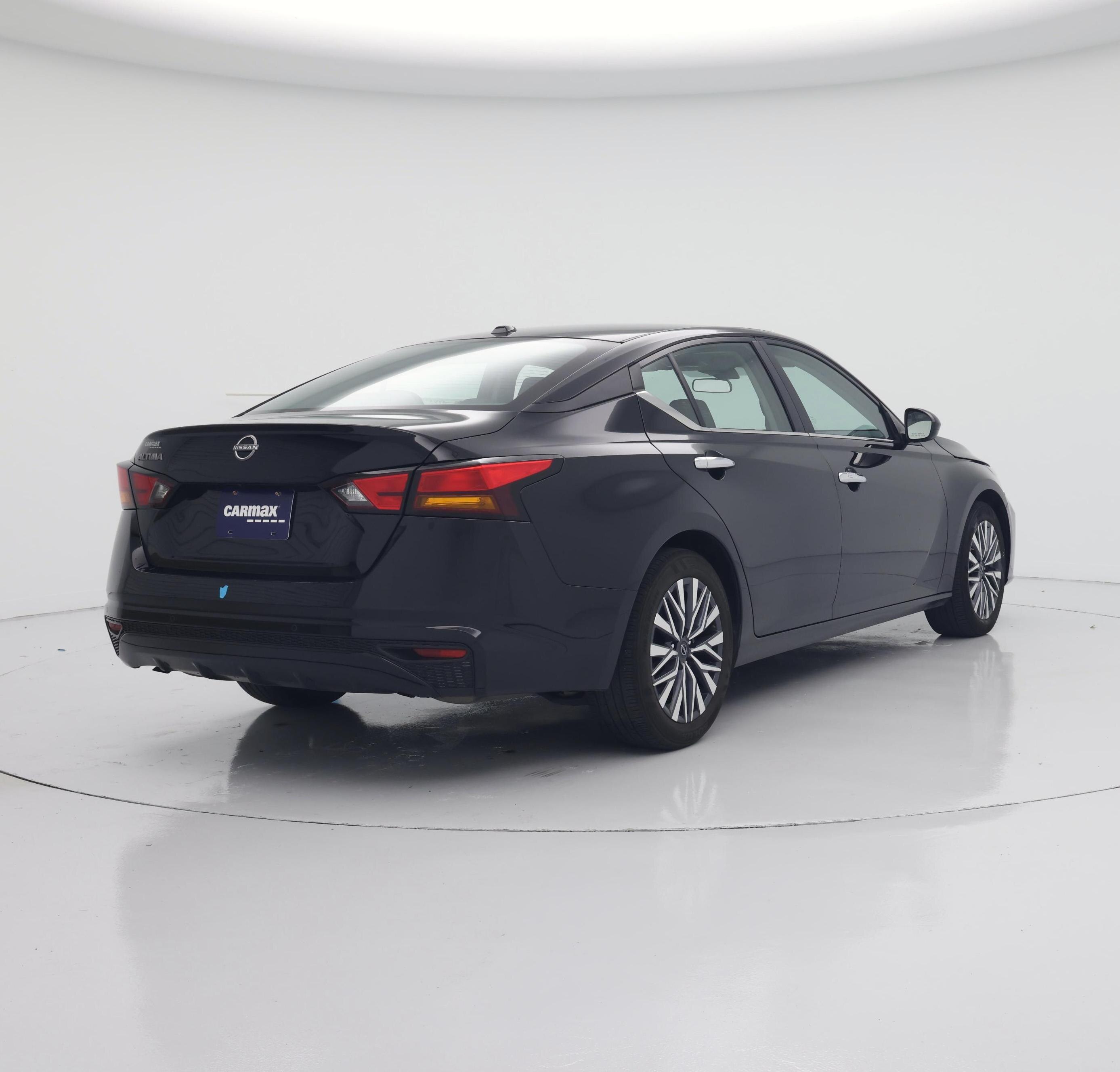 Thumbnail: 2025 Nissan Altima - 8