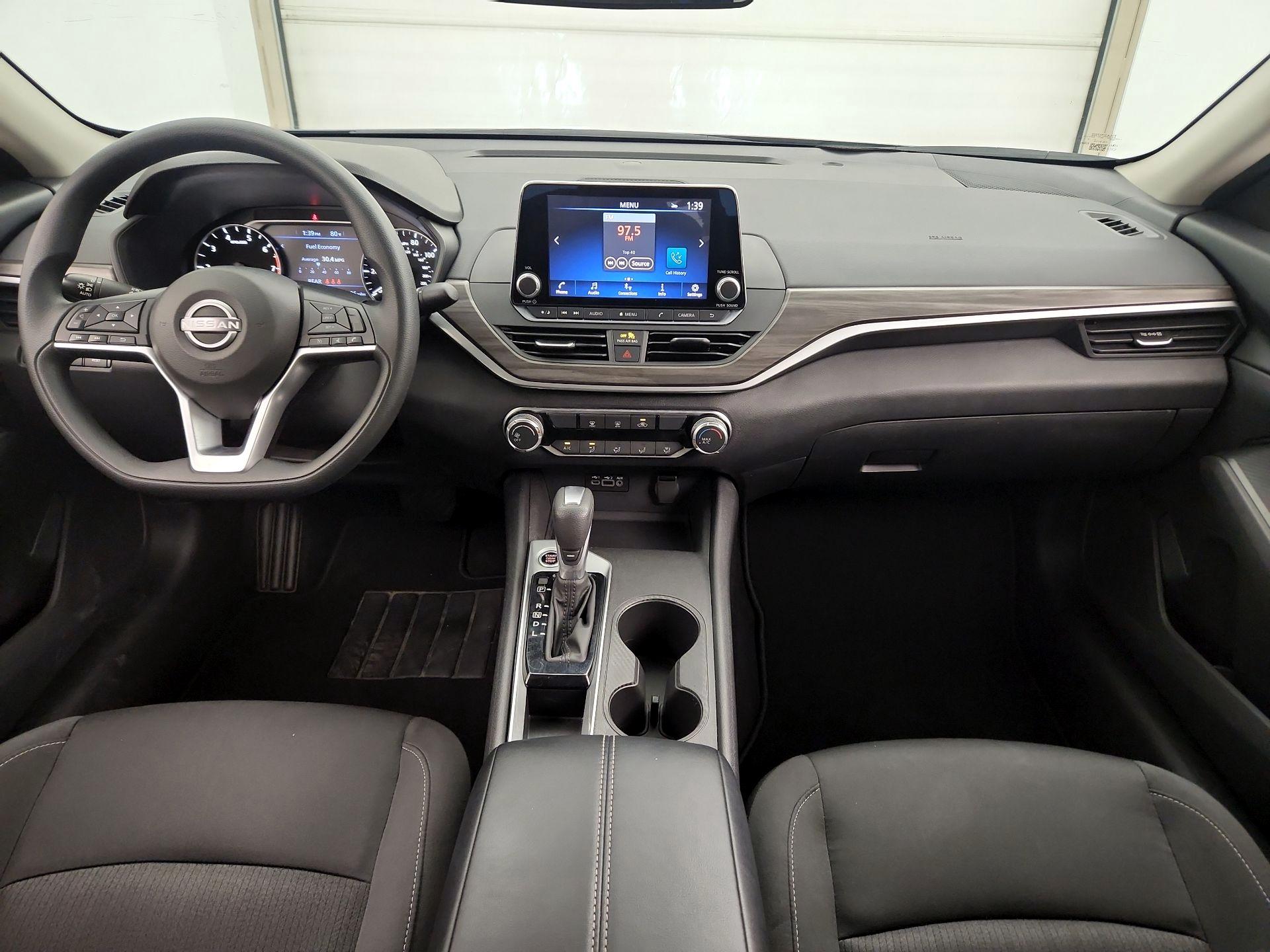 Thumbnail: 2025 Nissan Altima - 9