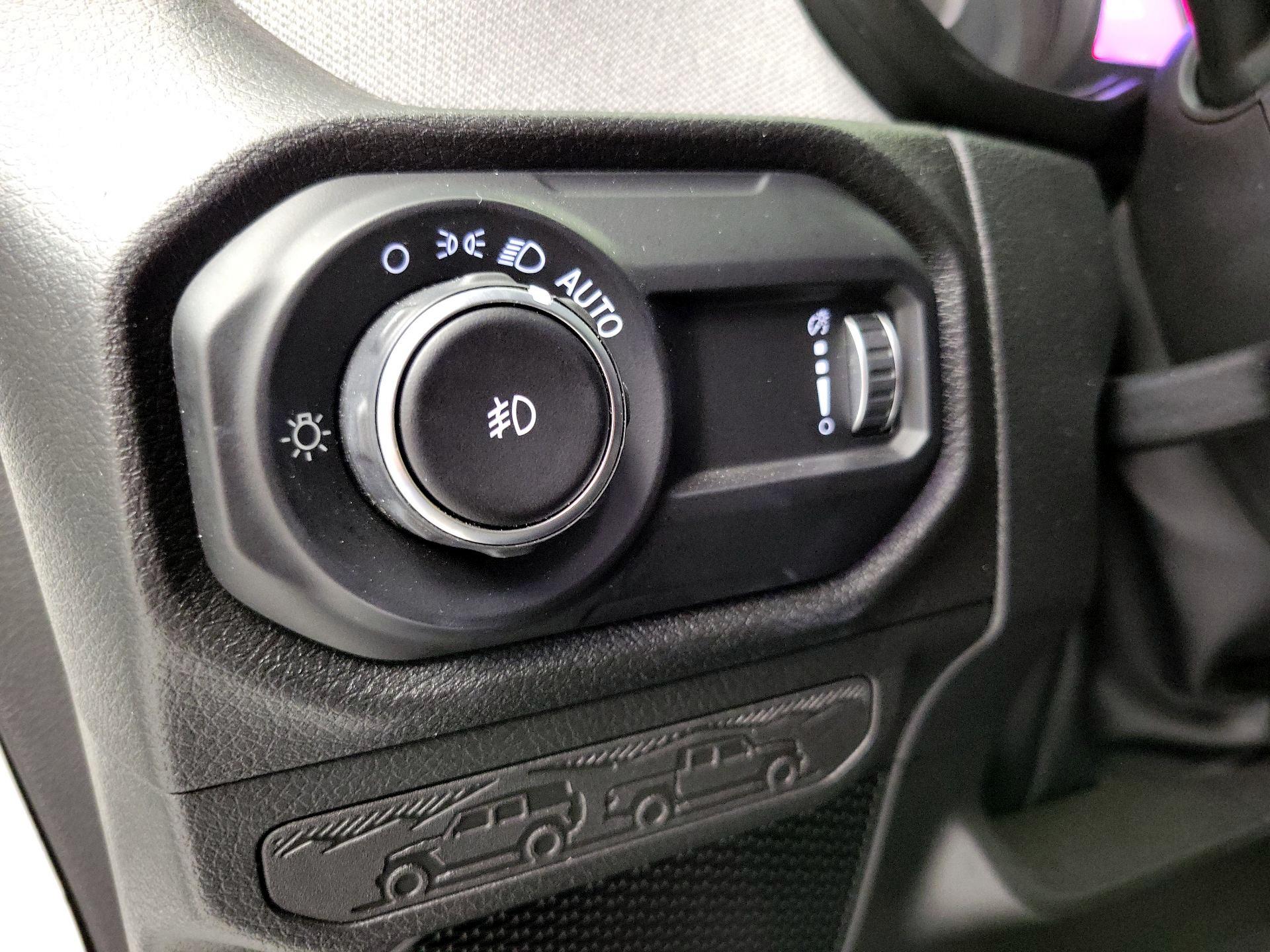 Thumbnail: 2025 Jeep Wrangler - 13