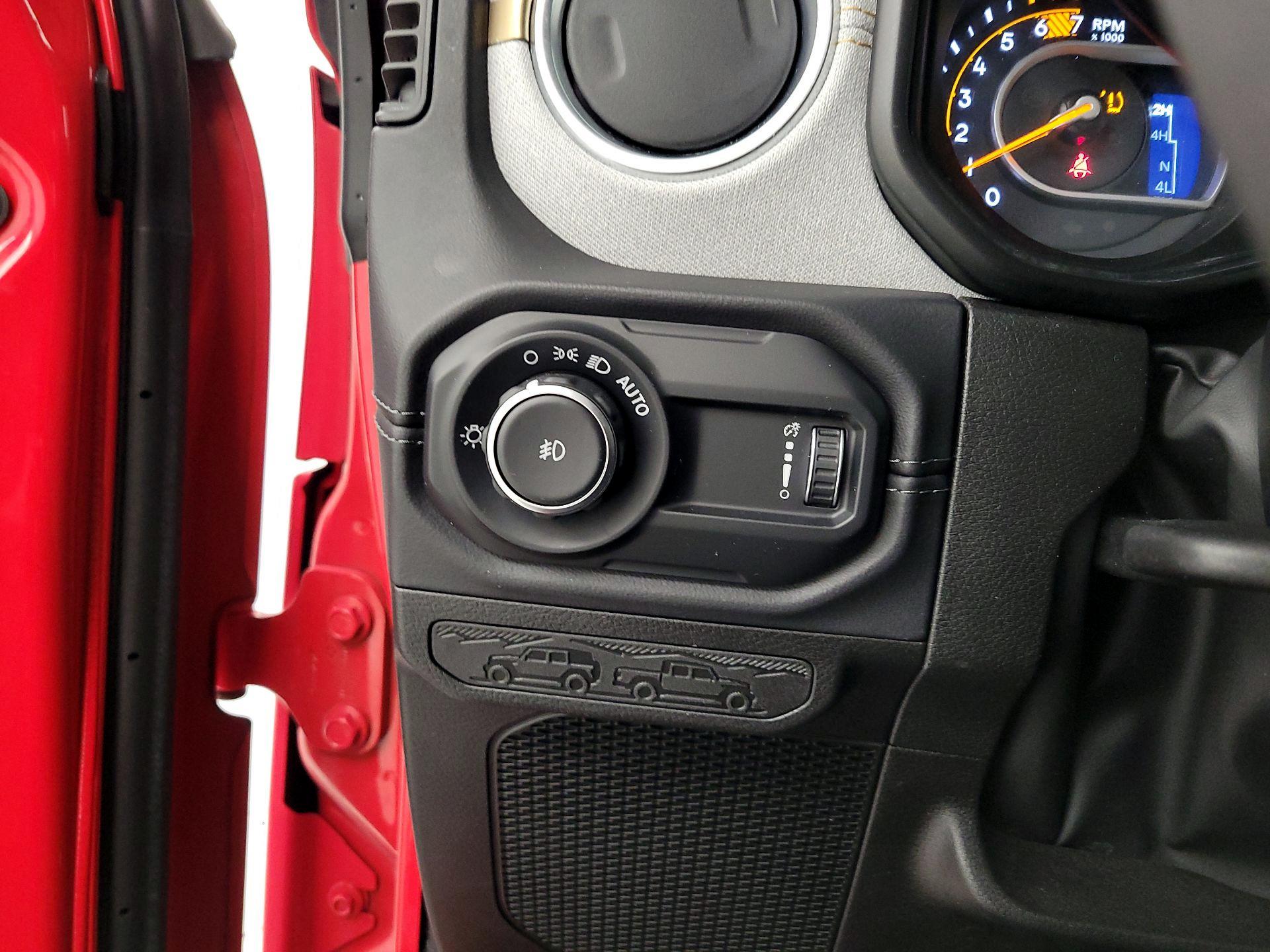 Thumbnail: 2025 Jeep Wrangler - 13