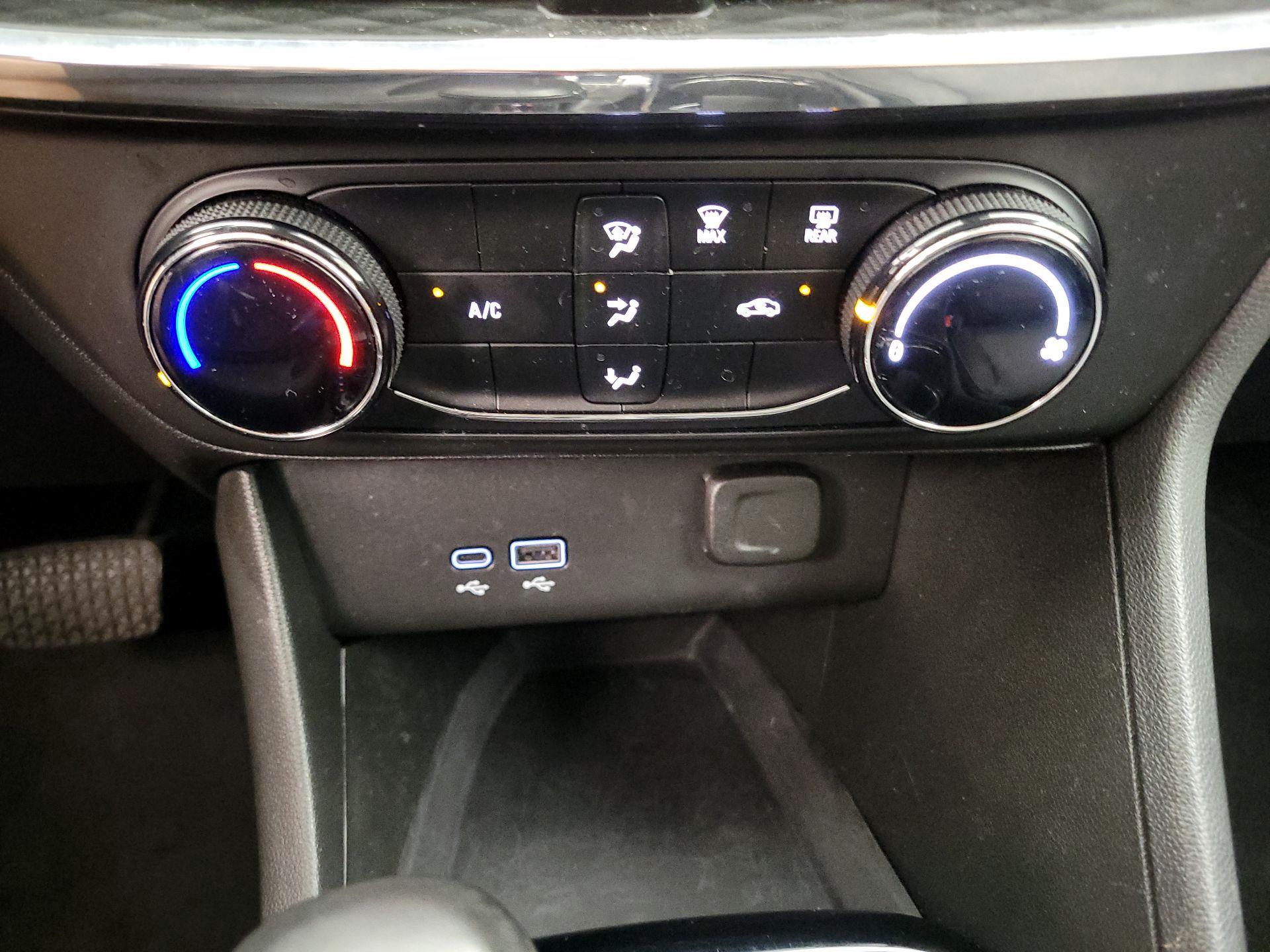 Thumbnail: 2025 Buick Encore GX - 16