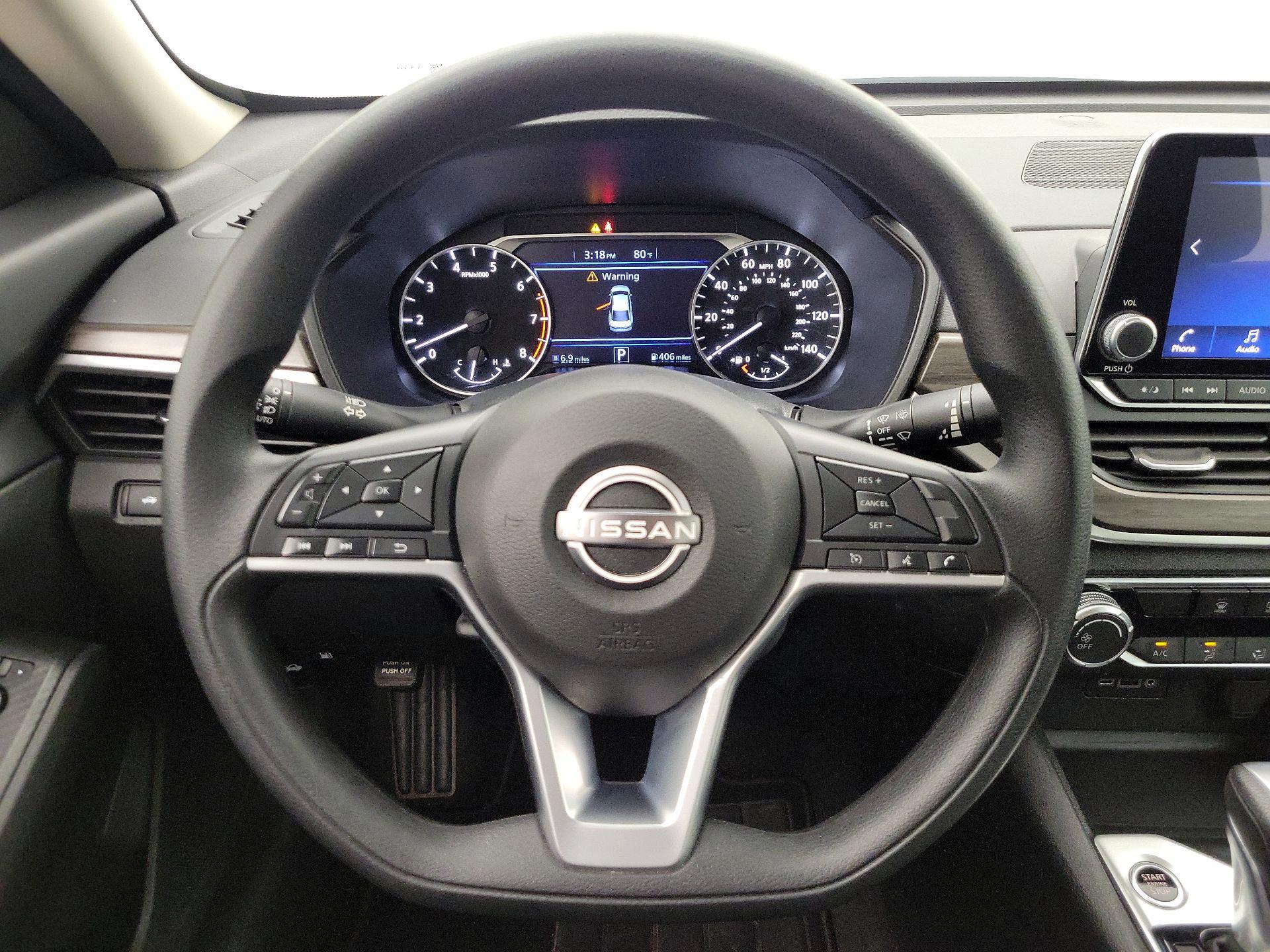 Thumbnail: 2025 Nissan Altima - 10