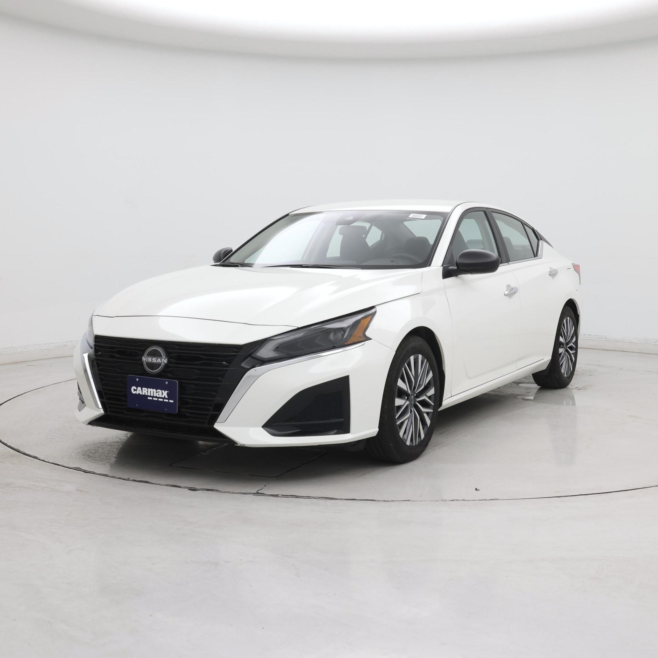 Thumbnail: 2025 Nissan Altima - 4