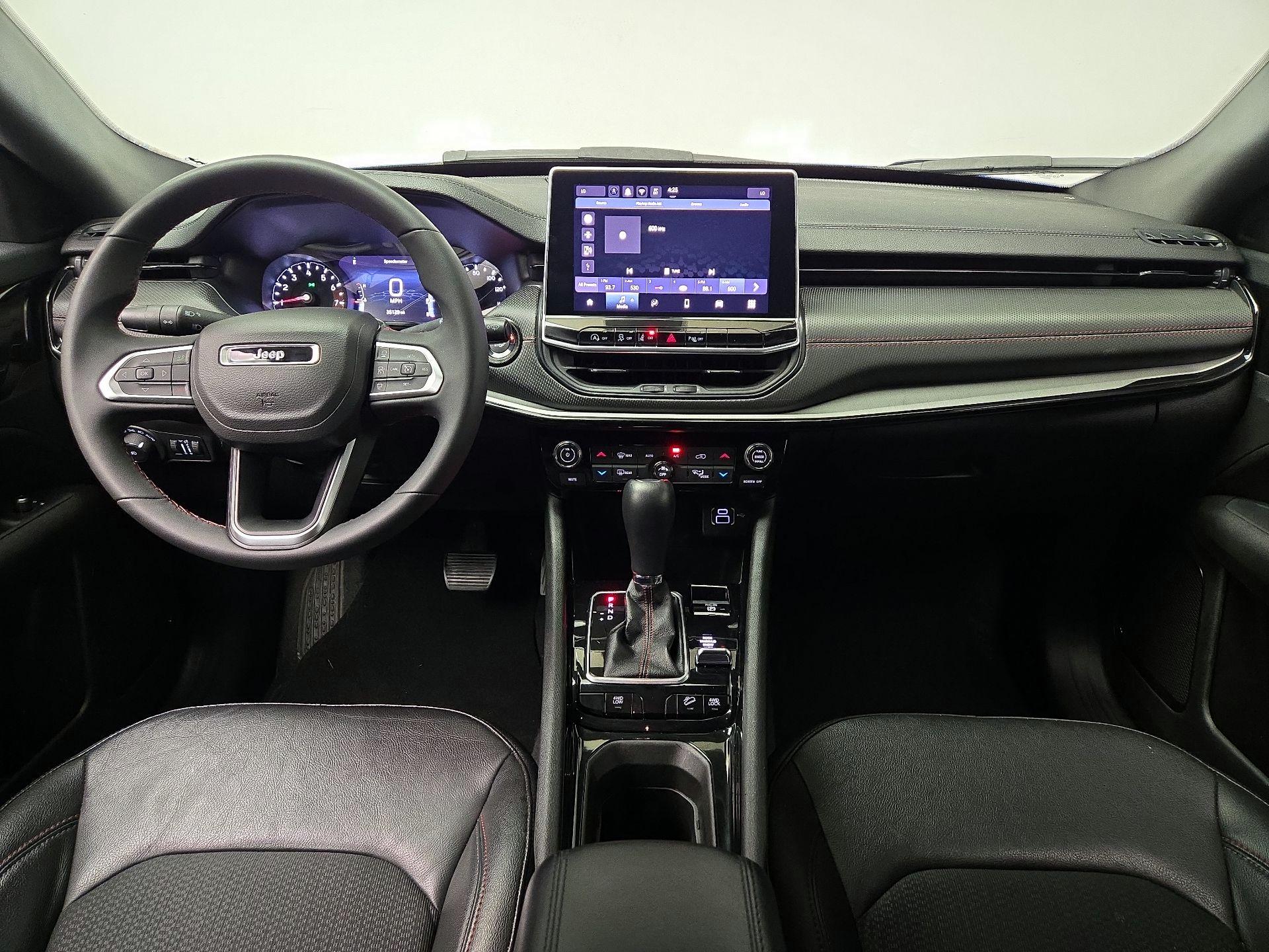 Thumbnail: 2025 Jeep Compass - 9