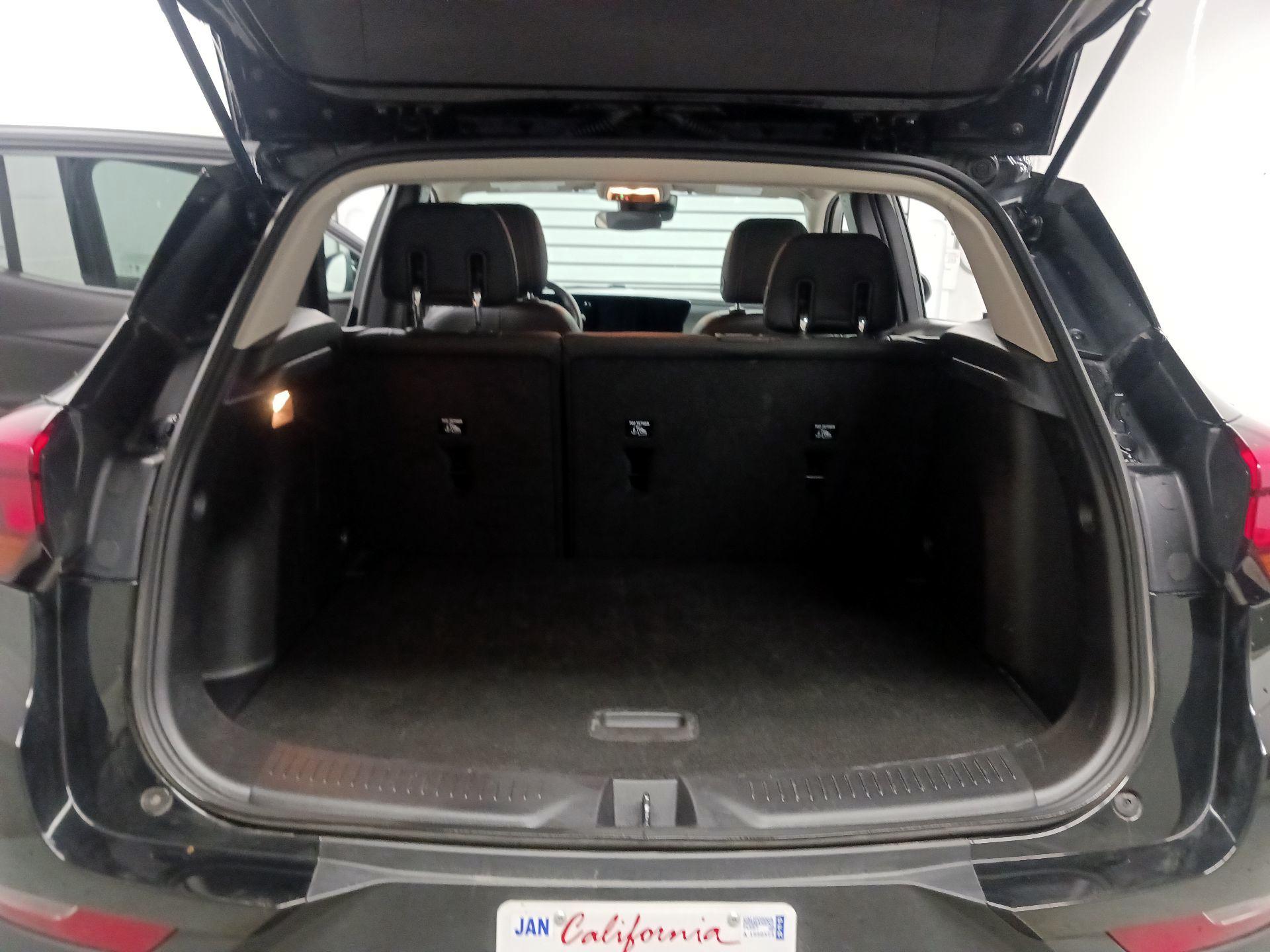 Thumbnail: 2025 Buick Encore GX - 17