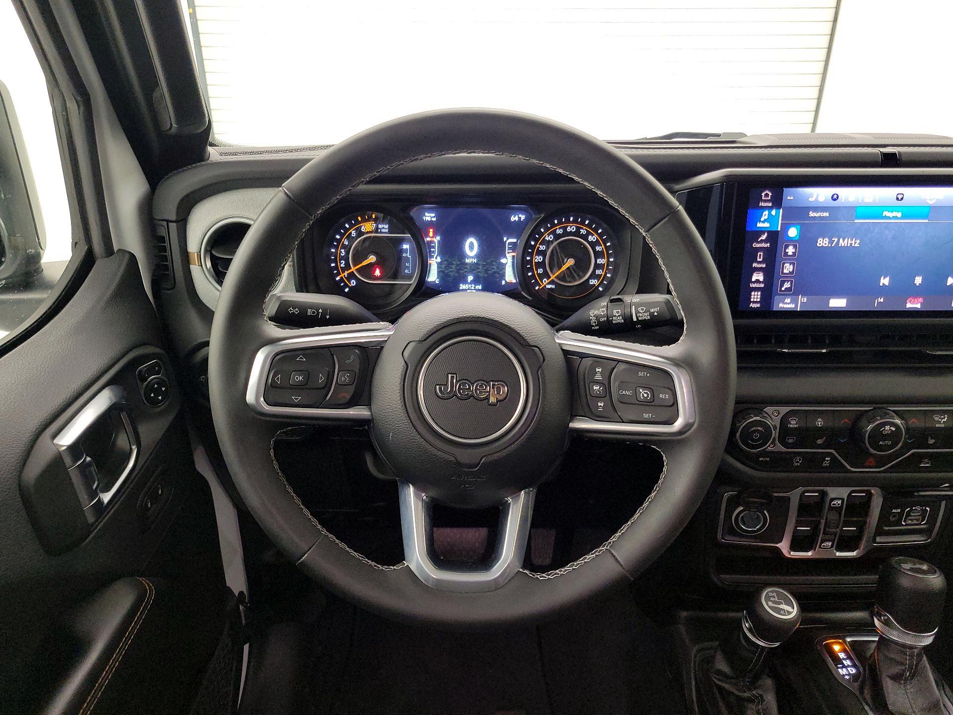 Thumbnail: 2025 Jeep Wrangler - 10