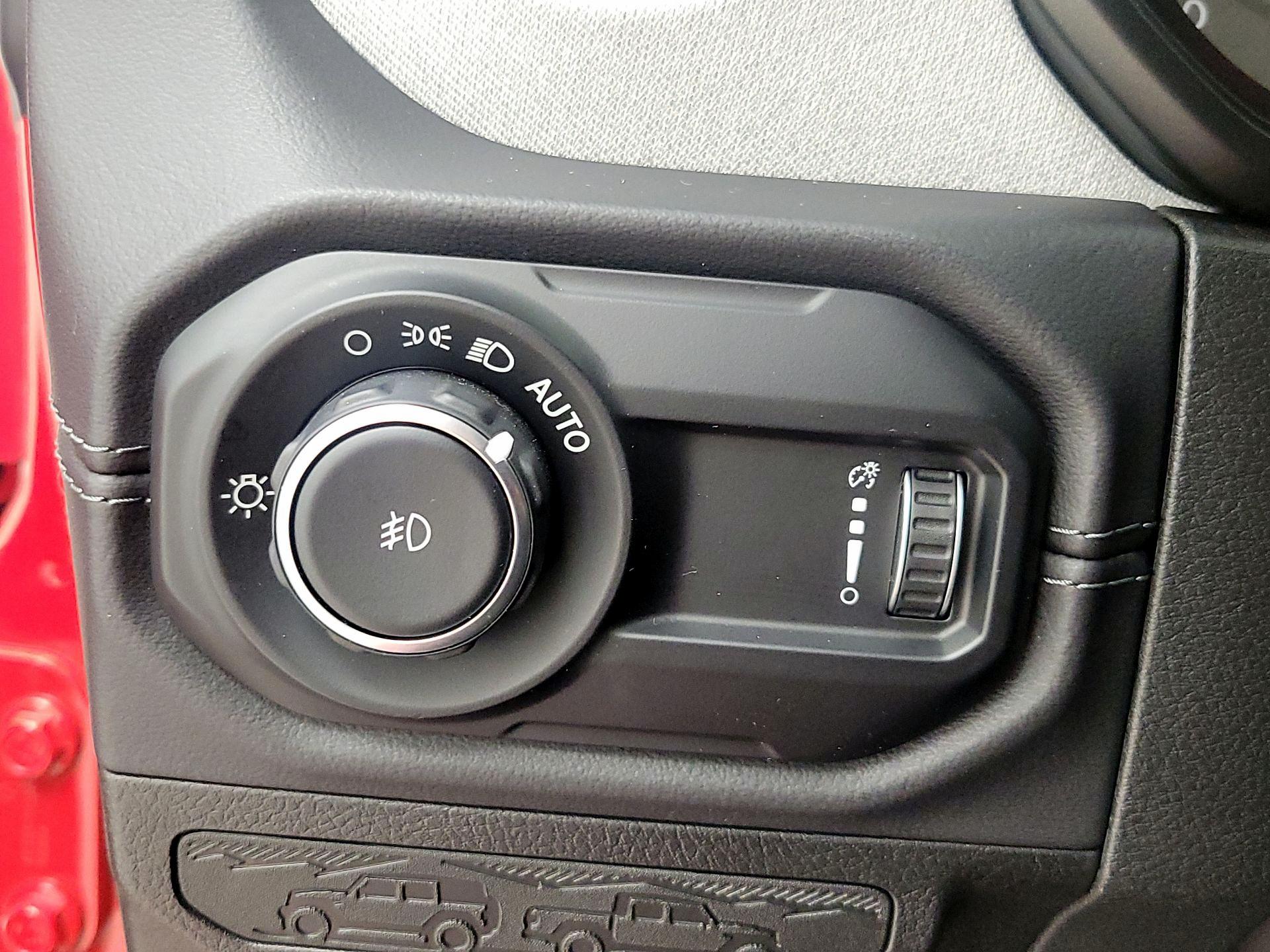 Thumbnail: 2025 Jeep Wrangler - 13