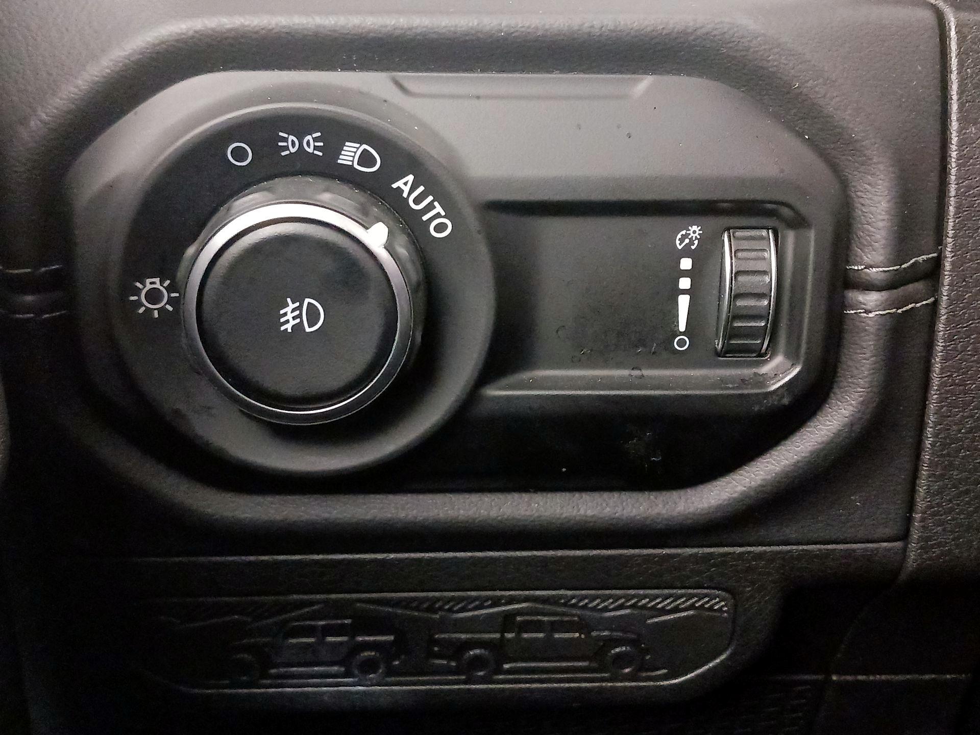 Thumbnail: 2025 Jeep Wrangler - 13
