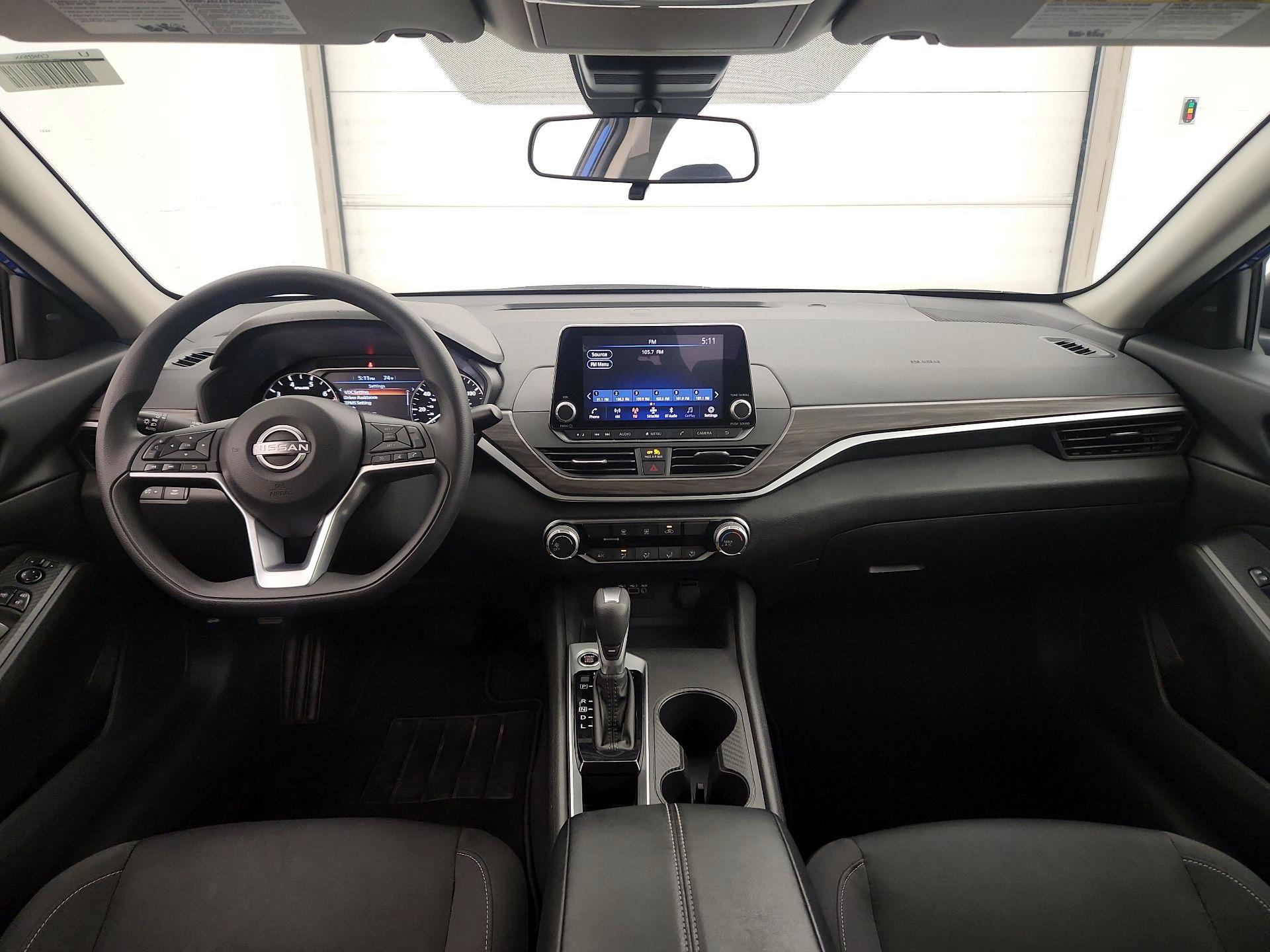 Thumbnail: 2025 Nissan Altima - 9