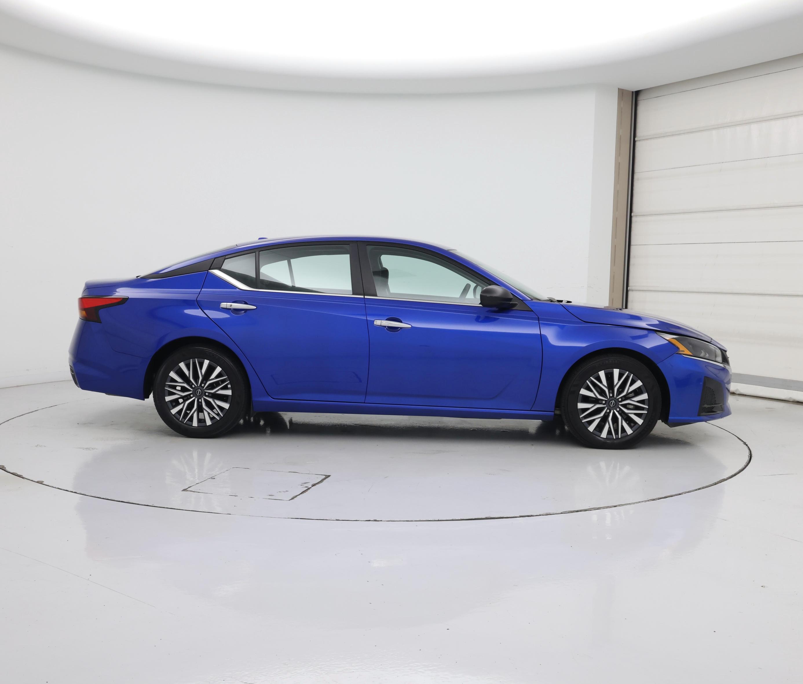 Thumbnail: 2025 Nissan Altima - 7