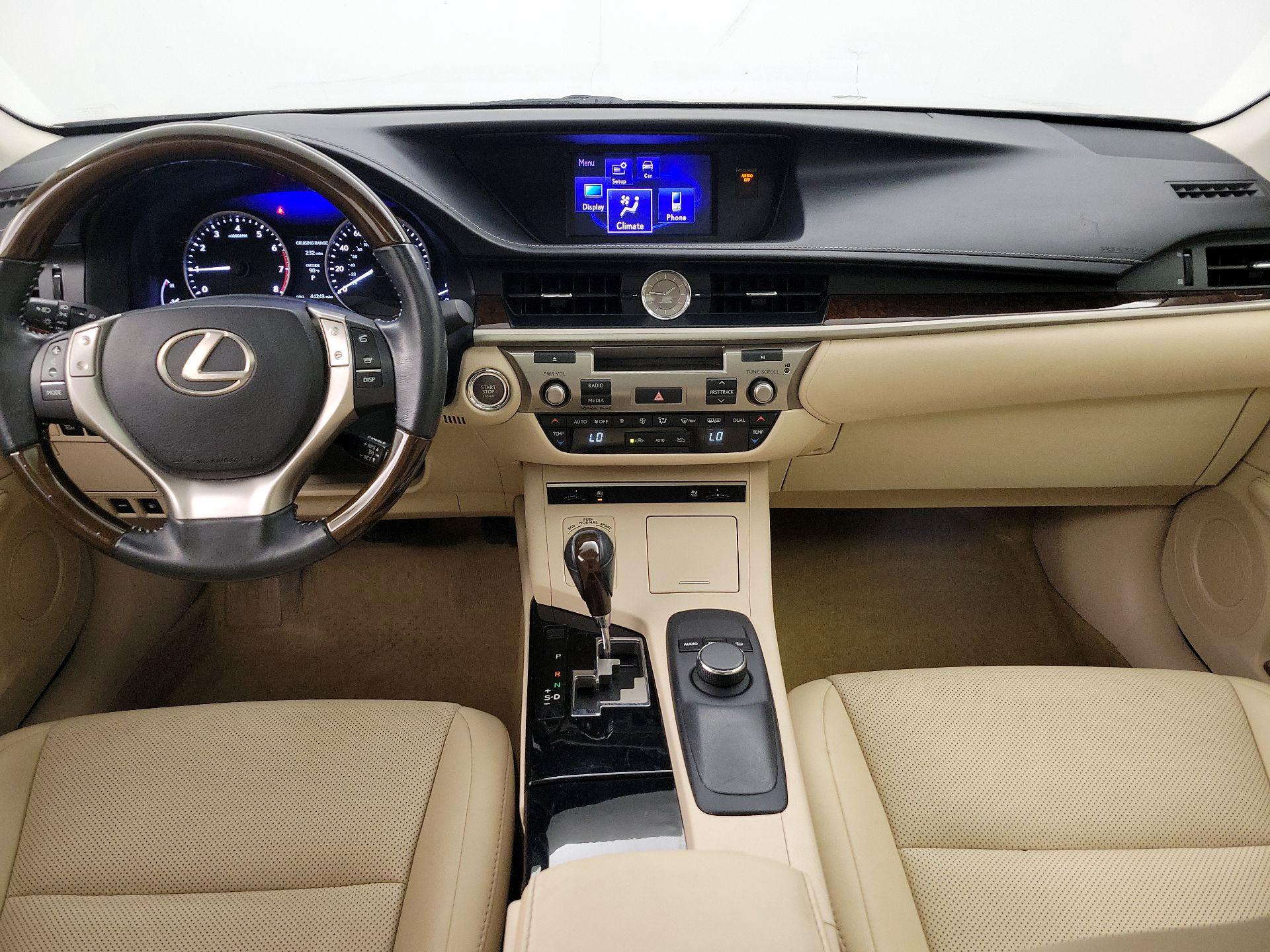 Thumbnail: 2014 Lexus ES - 9