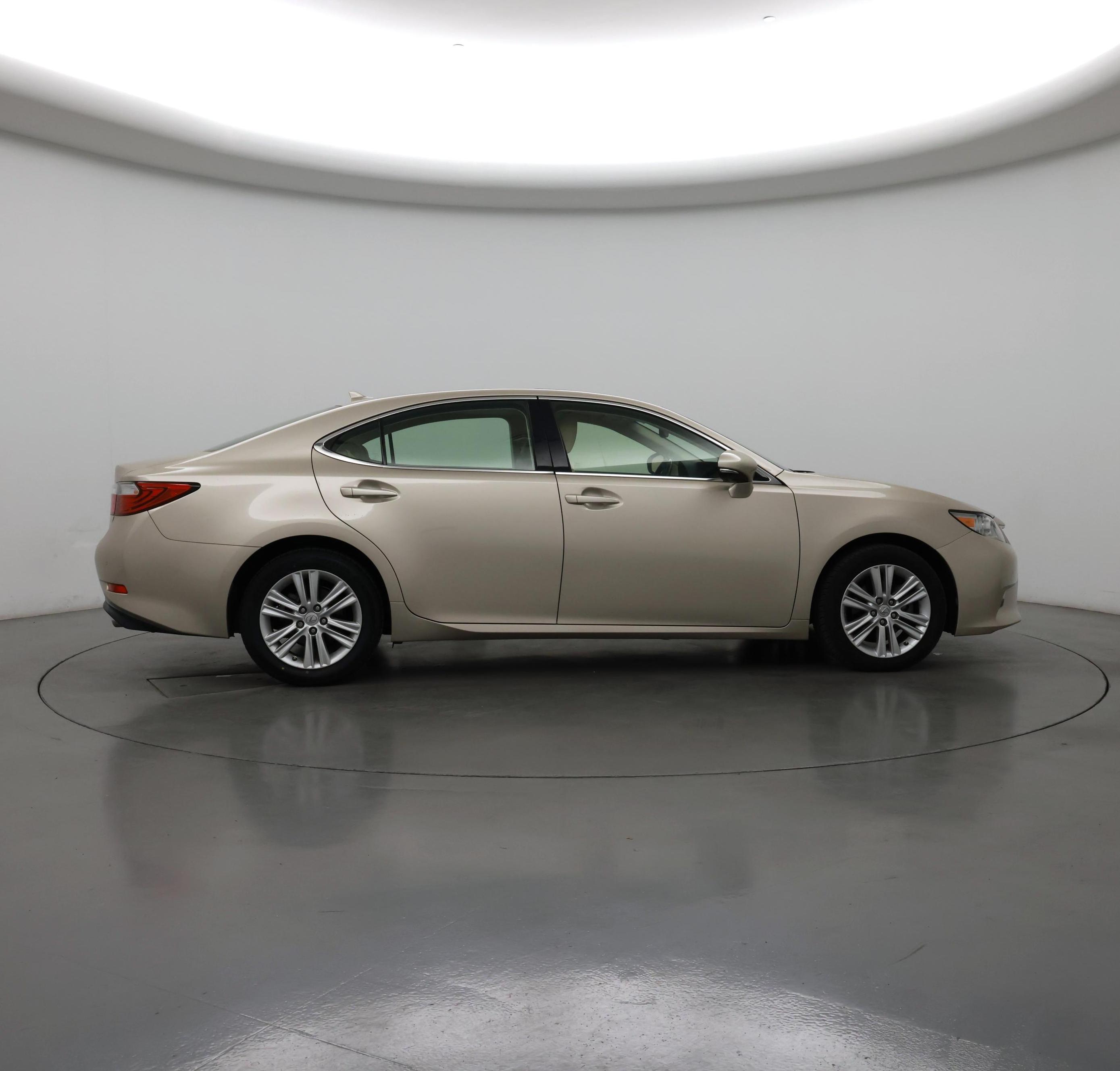 Thumbnail: 2014 Lexus ES - 7