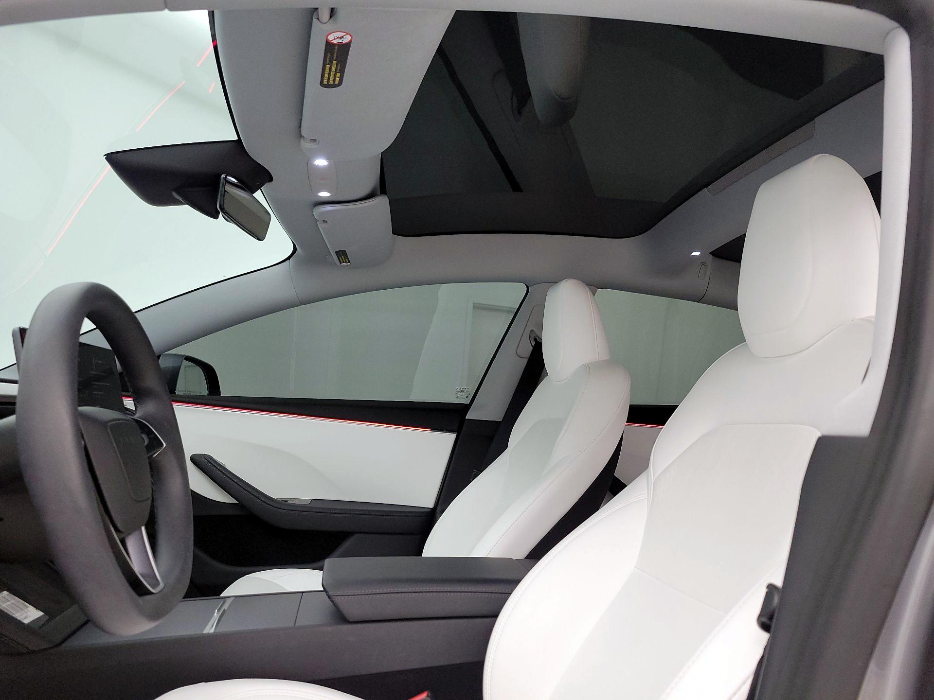 Thumbnail: 2025 Tesla Model 3 - 18