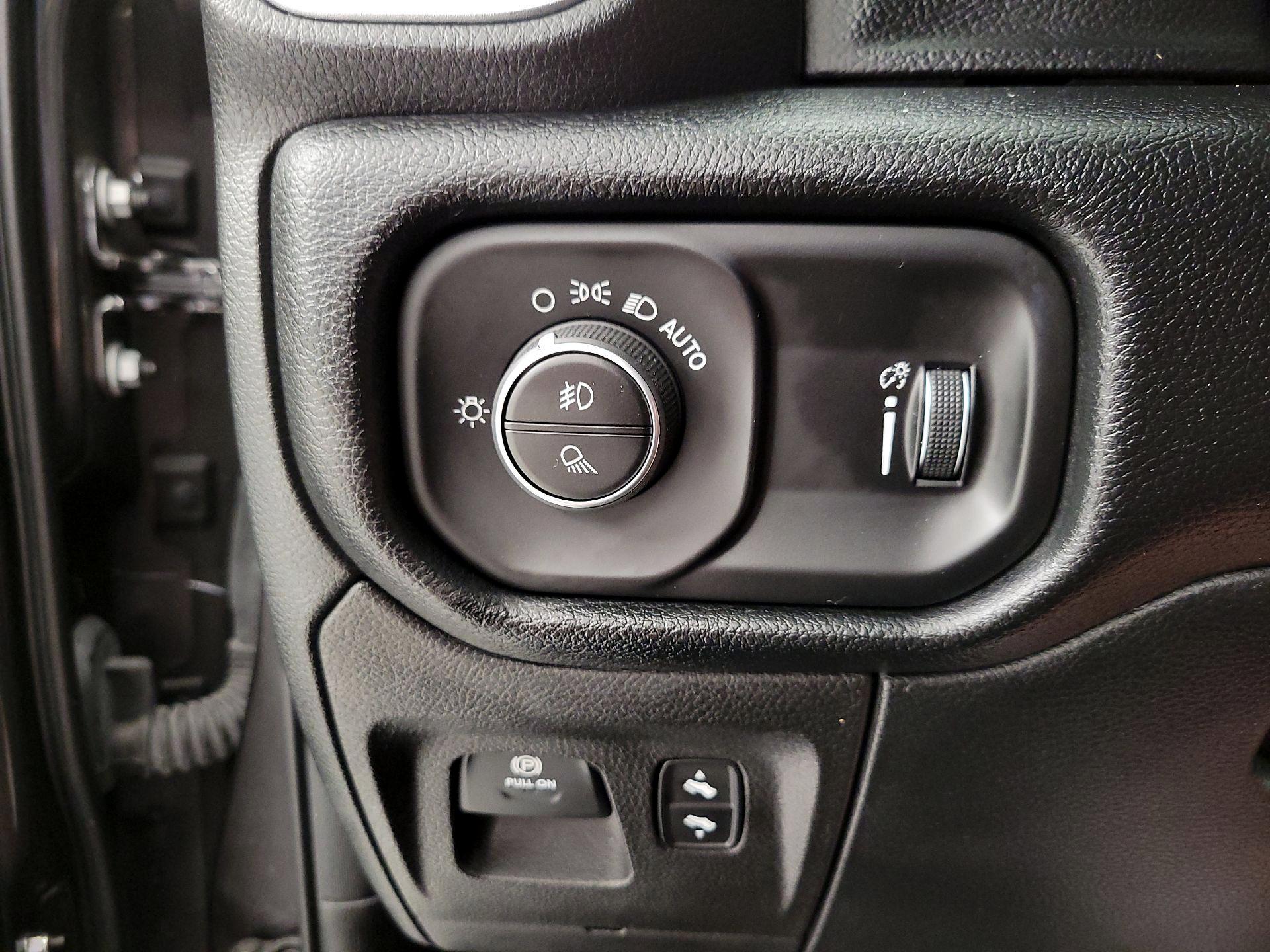 Thumbnail: 2021 RAM 1500 - 13