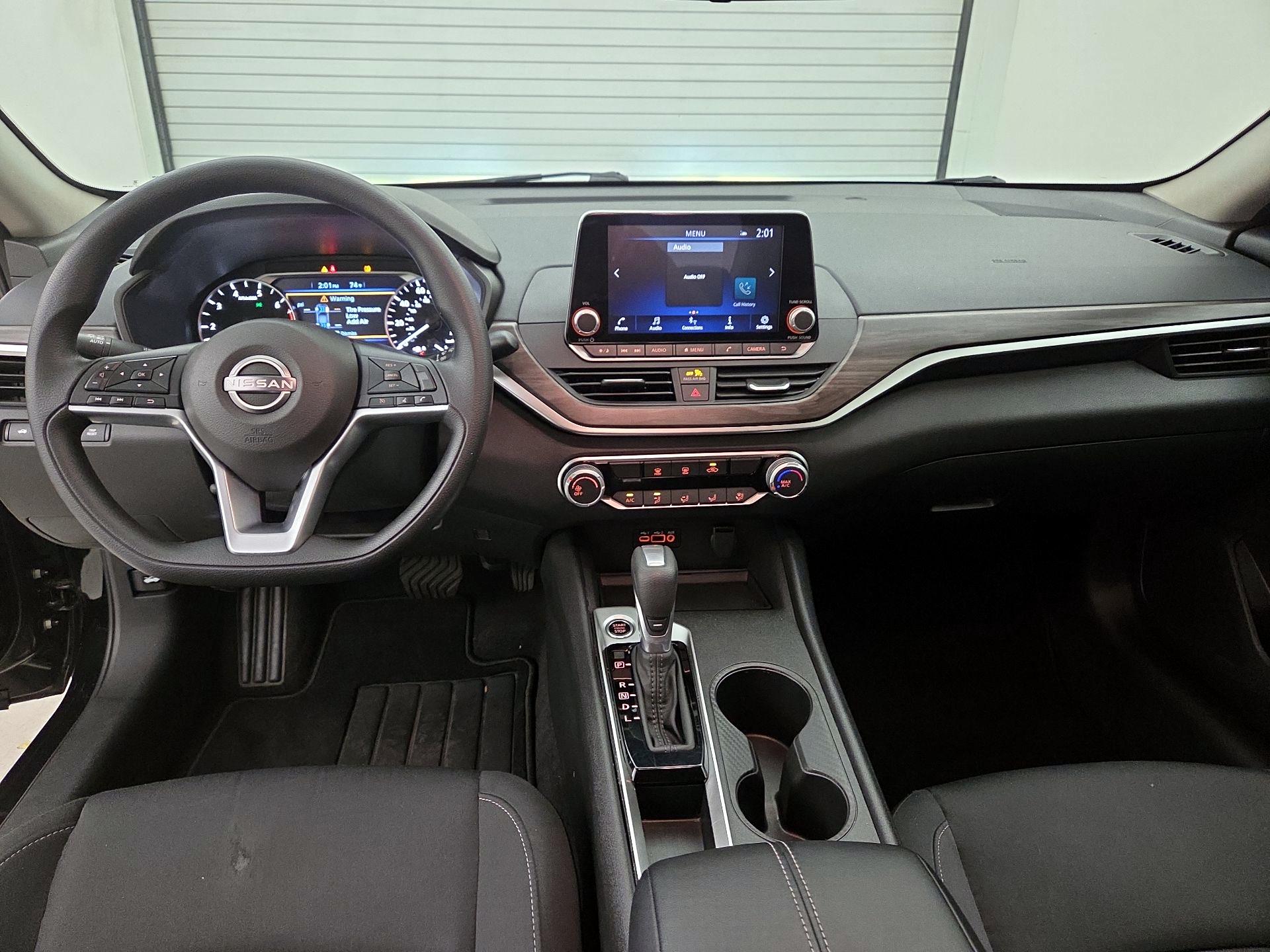 Thumbnail: 2025 Nissan Altima - 9