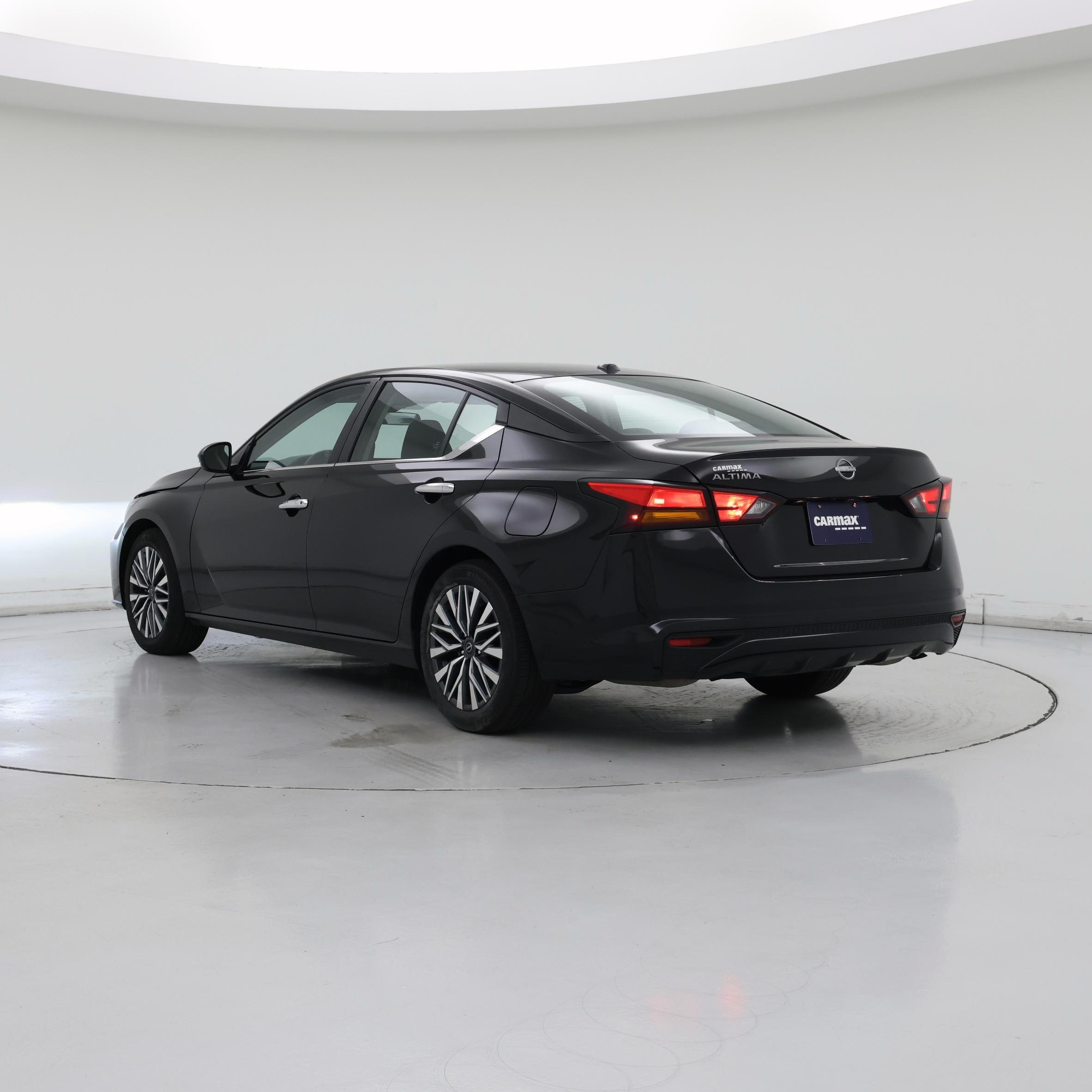 Thumbnail: 2025 Nissan Altima - 2