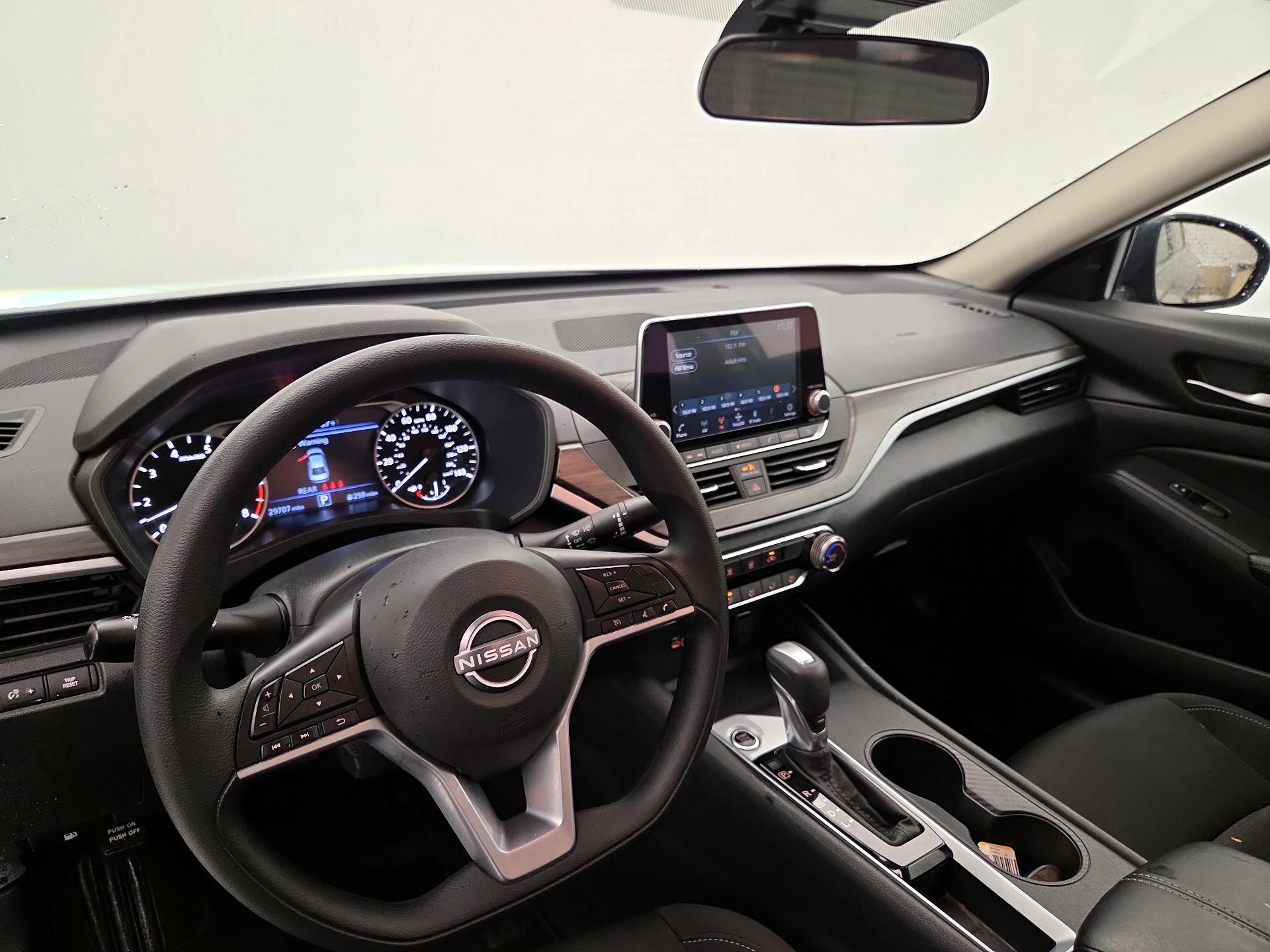 Thumbnail: 2025 Nissan Altima - 9