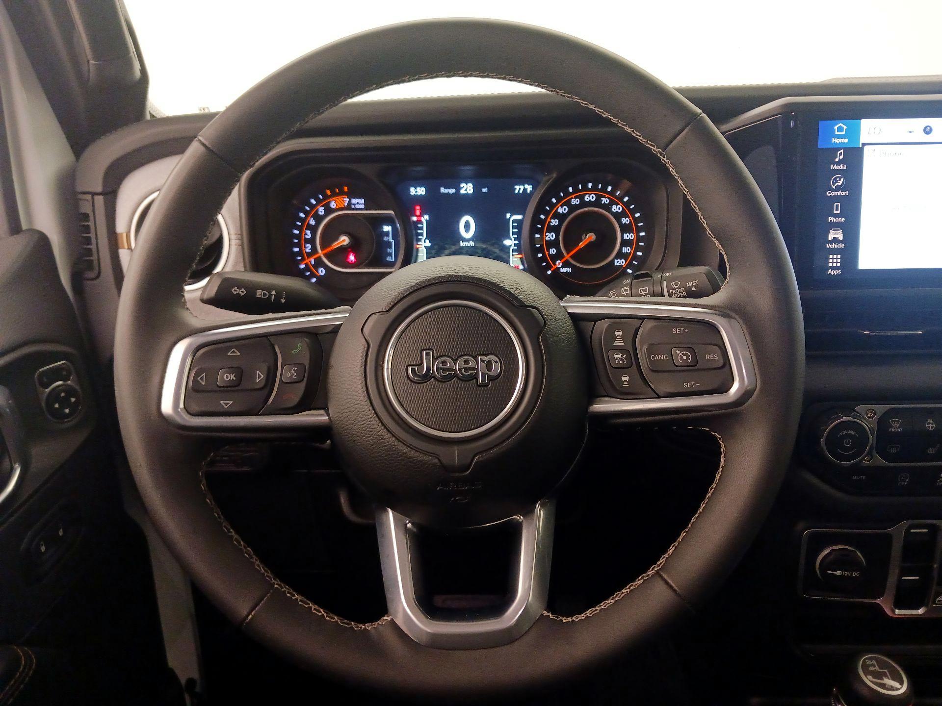 Thumbnail: 2025 Jeep Wrangler - 10