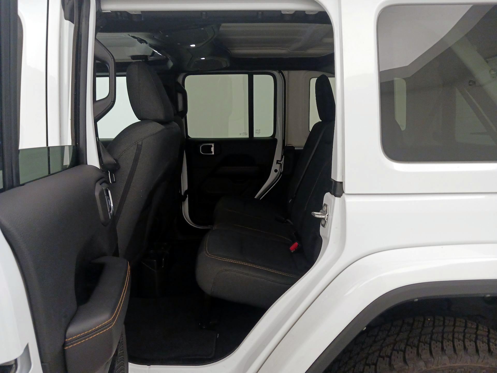 Thumbnail: 2025 Jeep Wrangler - 19