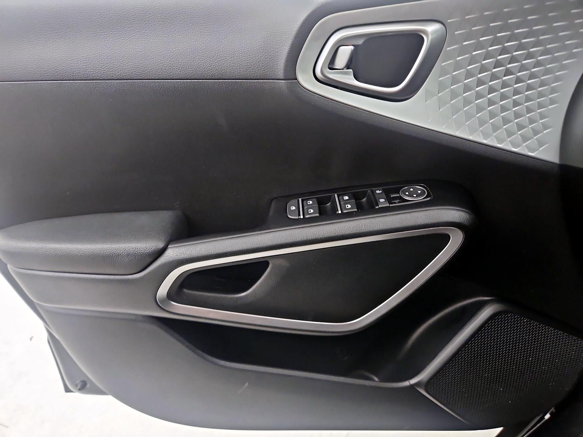 Thumbnail: 2025 Kia Soul - 12