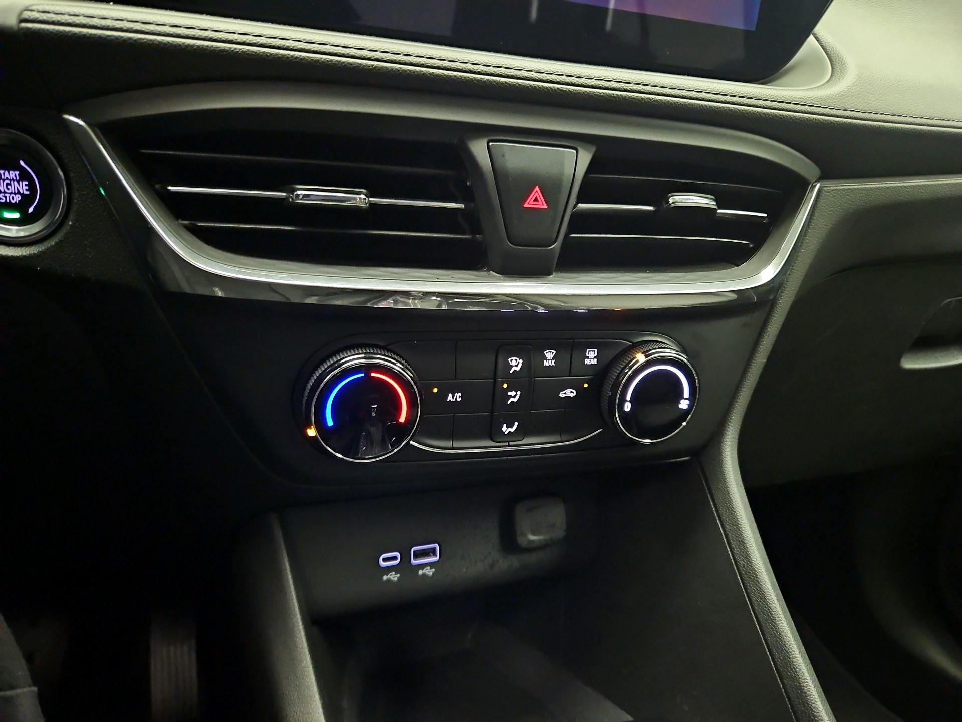 Thumbnail: 2025 Buick Encore GX - 15