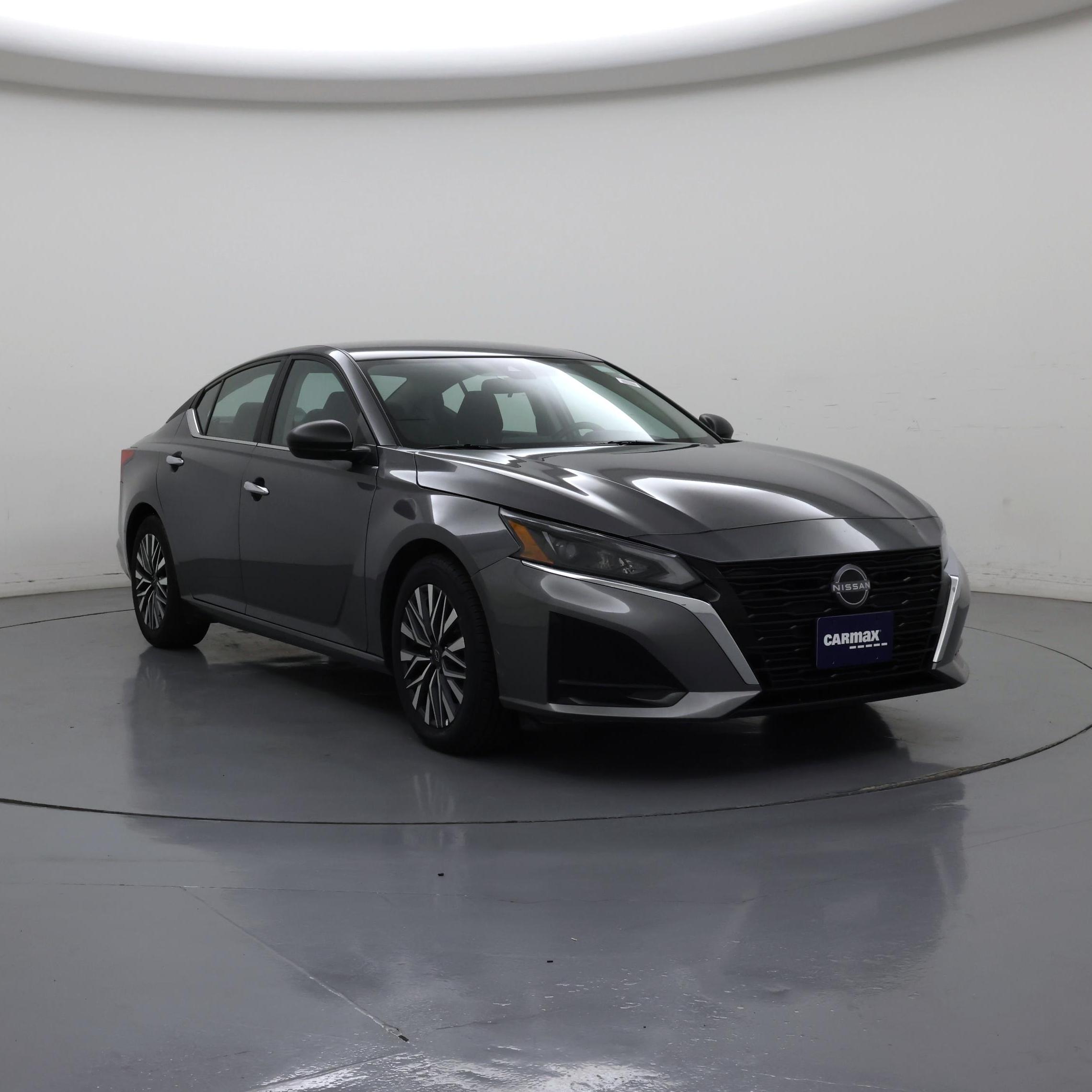 Gray 2025 Nissan Altima 2.5 SV FWD Sedan Front-Wheel Drive Automatic
